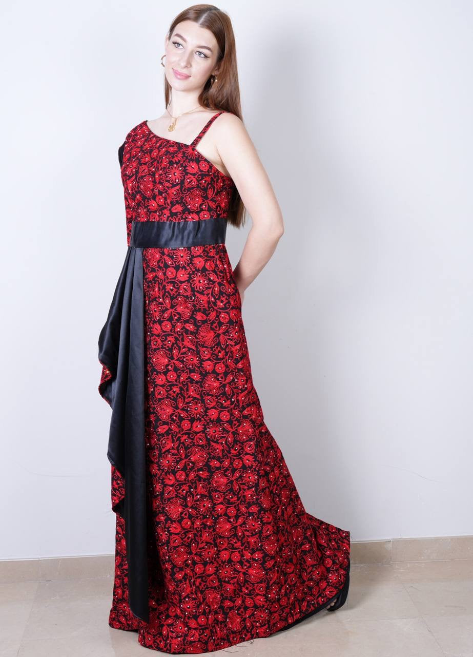 Full Embroidered Loom Modern Dress: Elegance and Modern Design