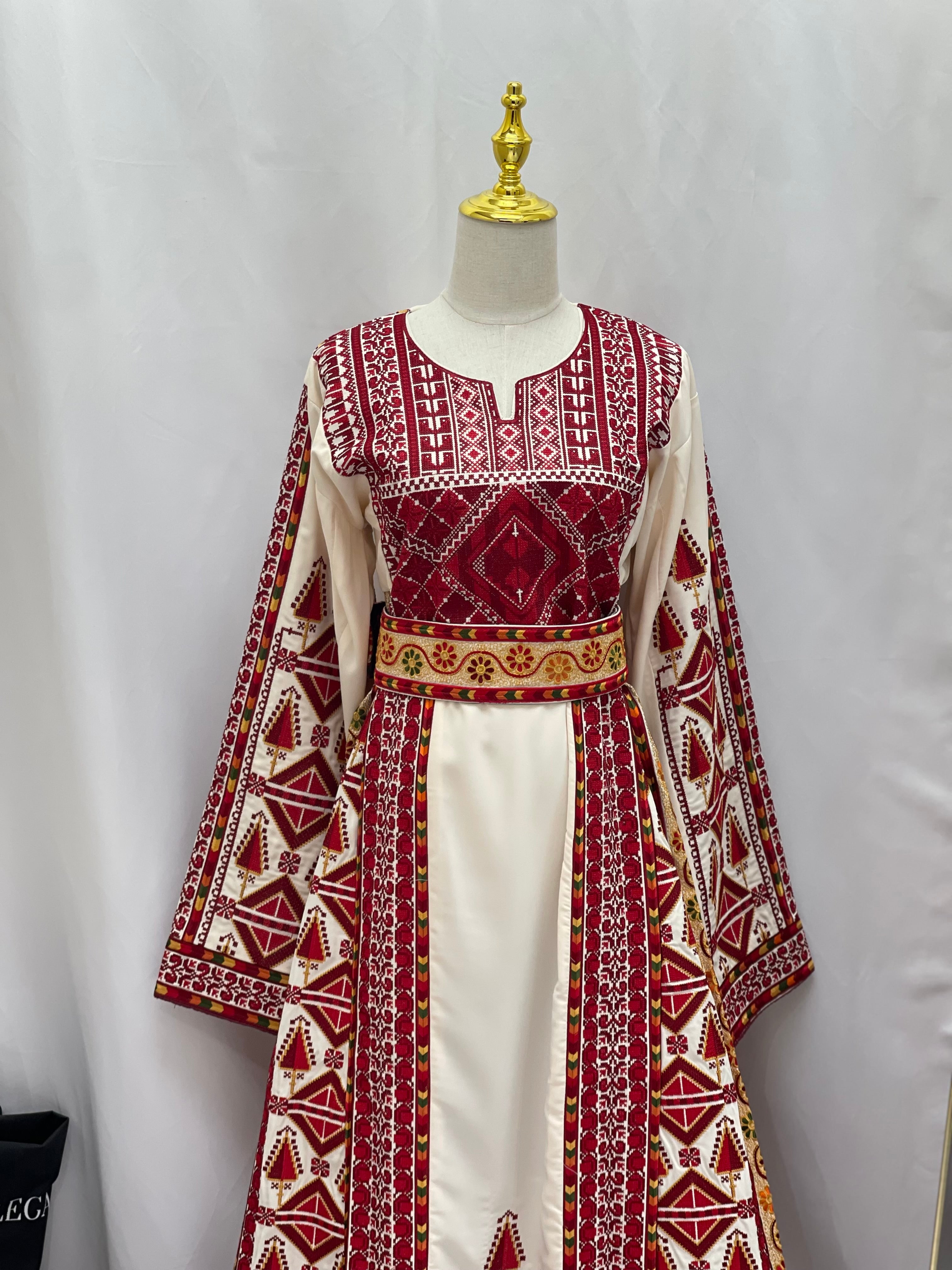 Thoub Alsafa Embroidered