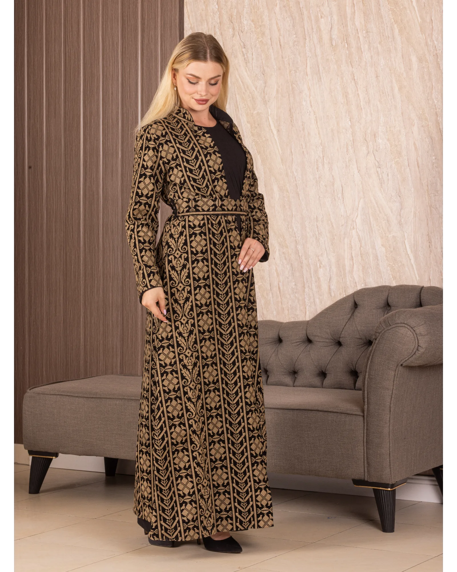 Embroidered Long Cardigan: Elegance and Sophistication