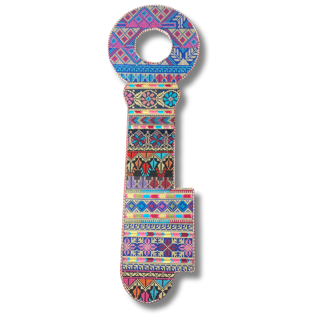 Key-Shaped Tatreez Home Decor - High-Quality Craftsmanship