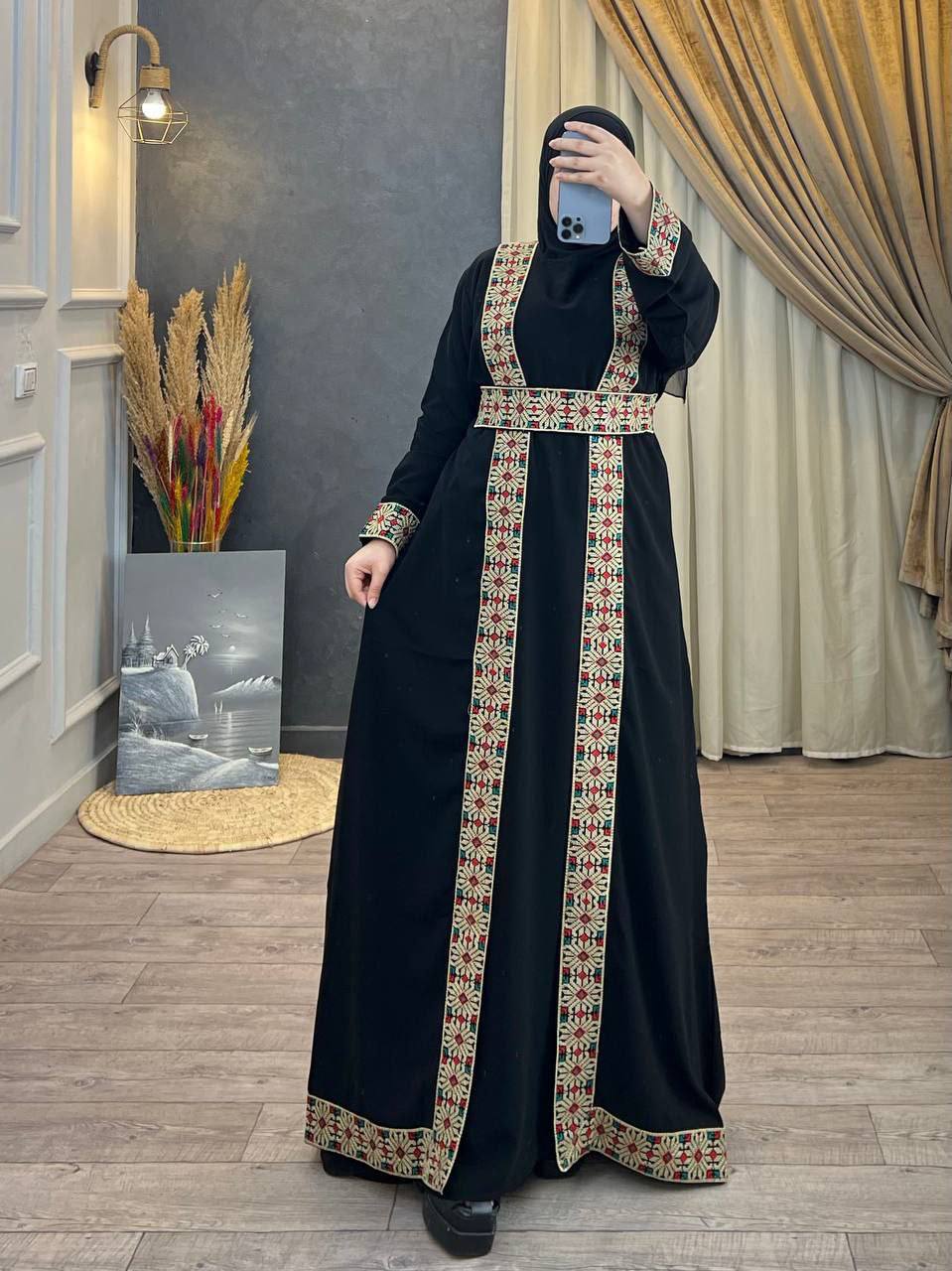 Tatreez Open Abaya