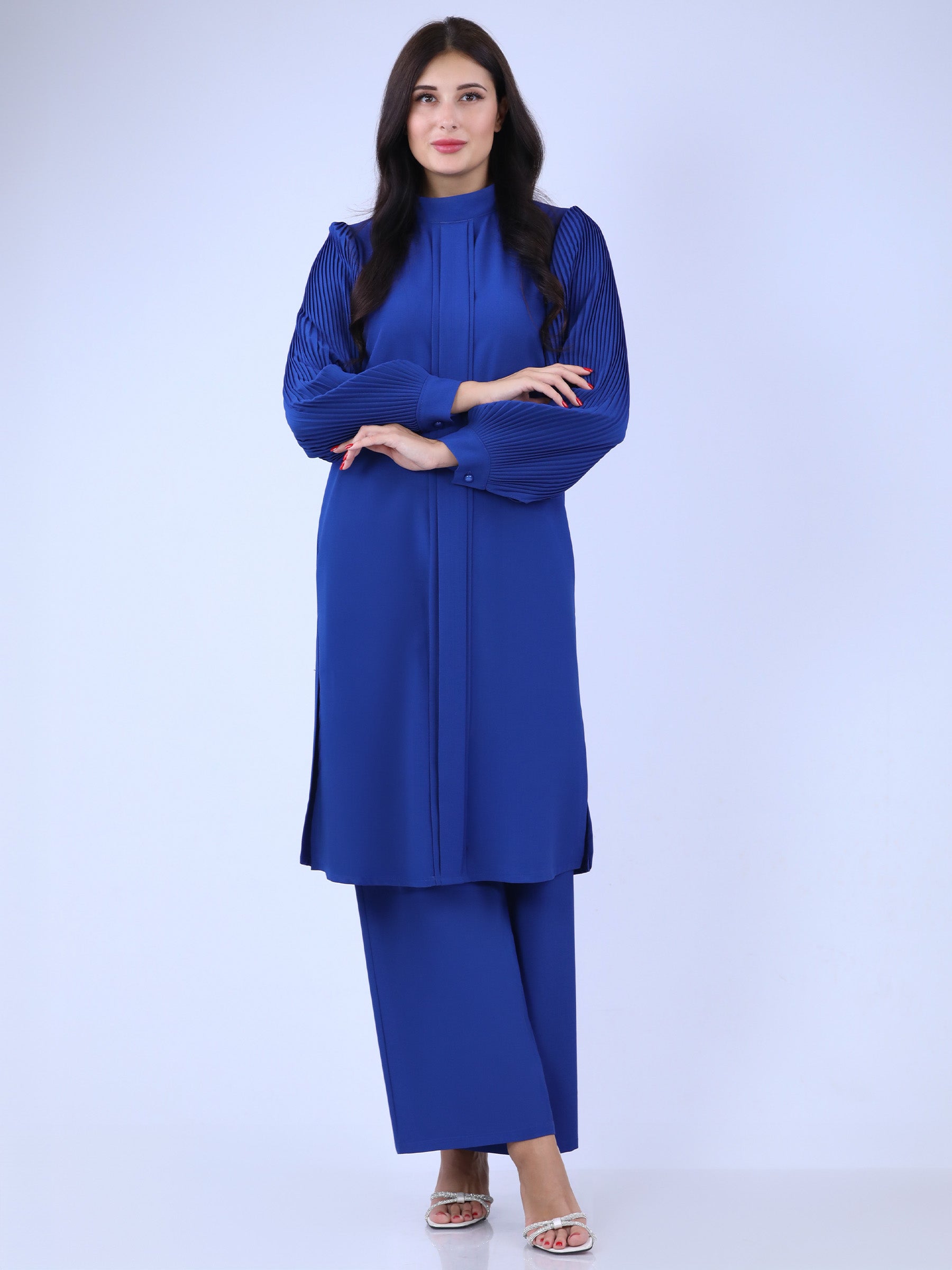 Unique Drop Shirt & Wide Leg Pant Set: Stylish Comfort and Sophistication