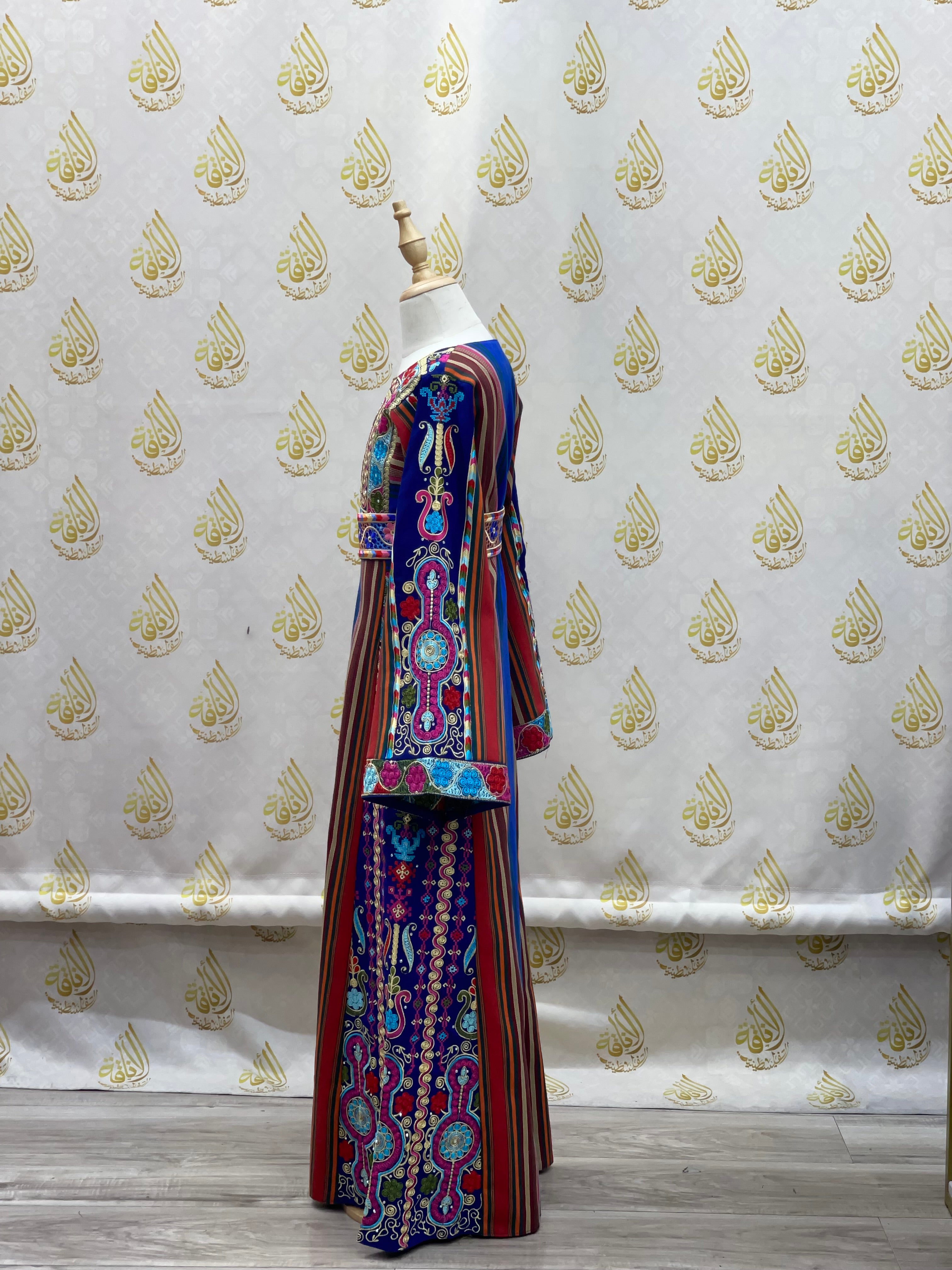 Kids Royal Blue Majdalwi Embroidered Thoub - Traditional Elegance for Formal Occasions