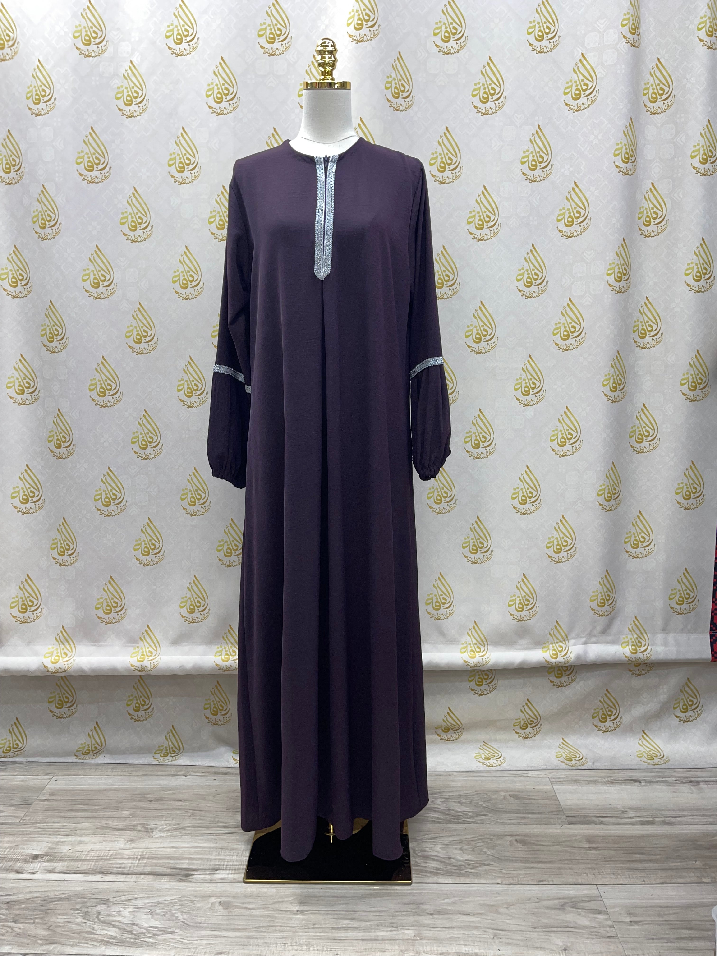 Stunning Abaya: Elegant Design and Comfortable Fit for Every Occasion