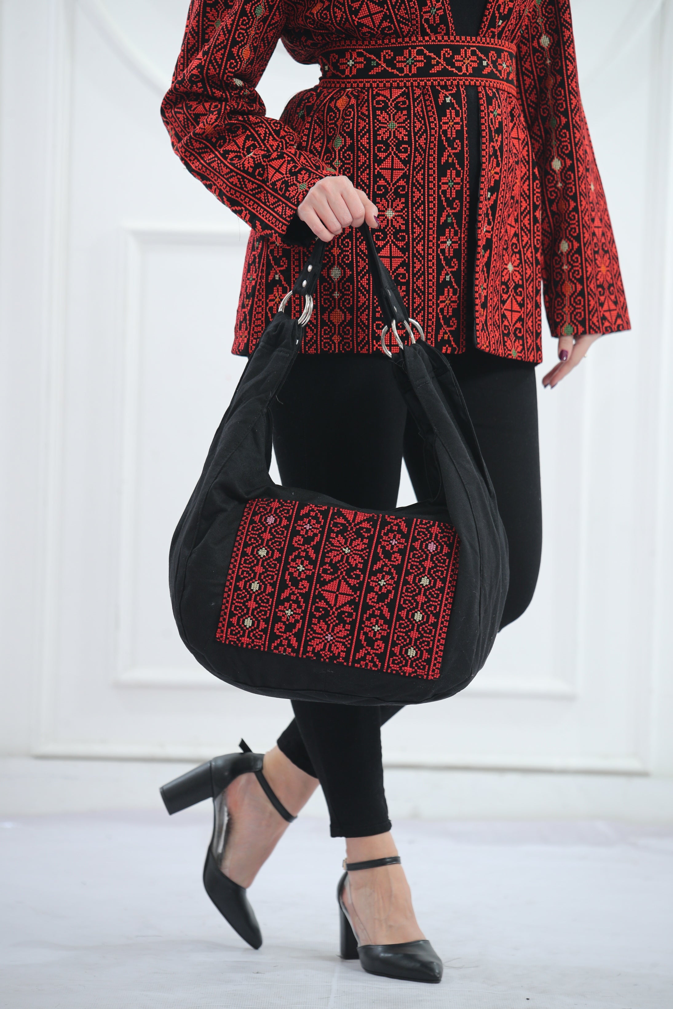 High-Quality Tatreez Design Tote Bag: Spacious and Stylish Shoulder Bag Representing Palestine