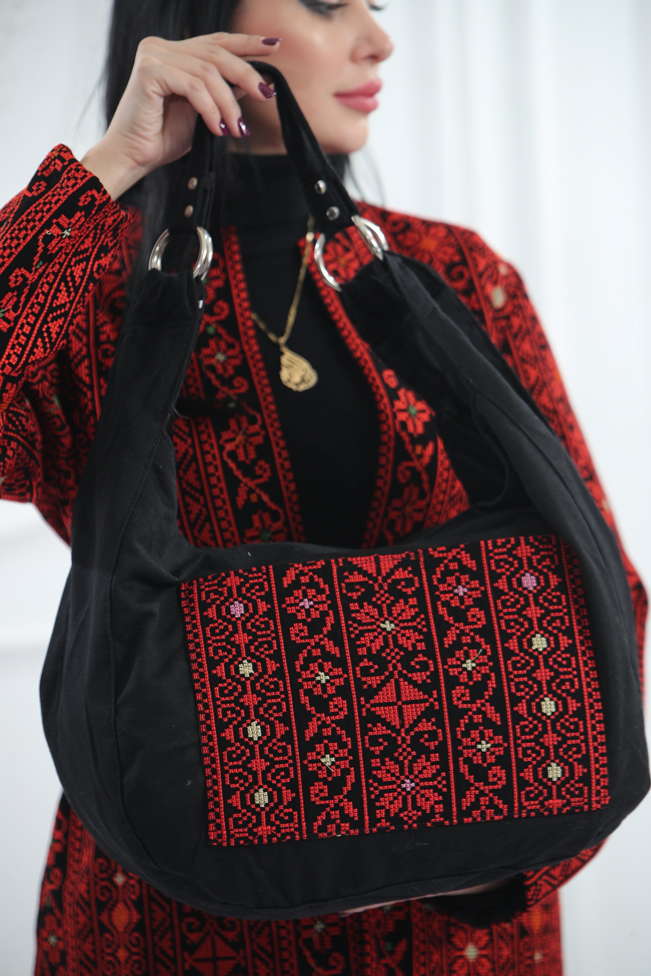 High-Quality Tatreez Design Tote Bag: Spacious and Stylish Shoulder Bag Representing Palestine