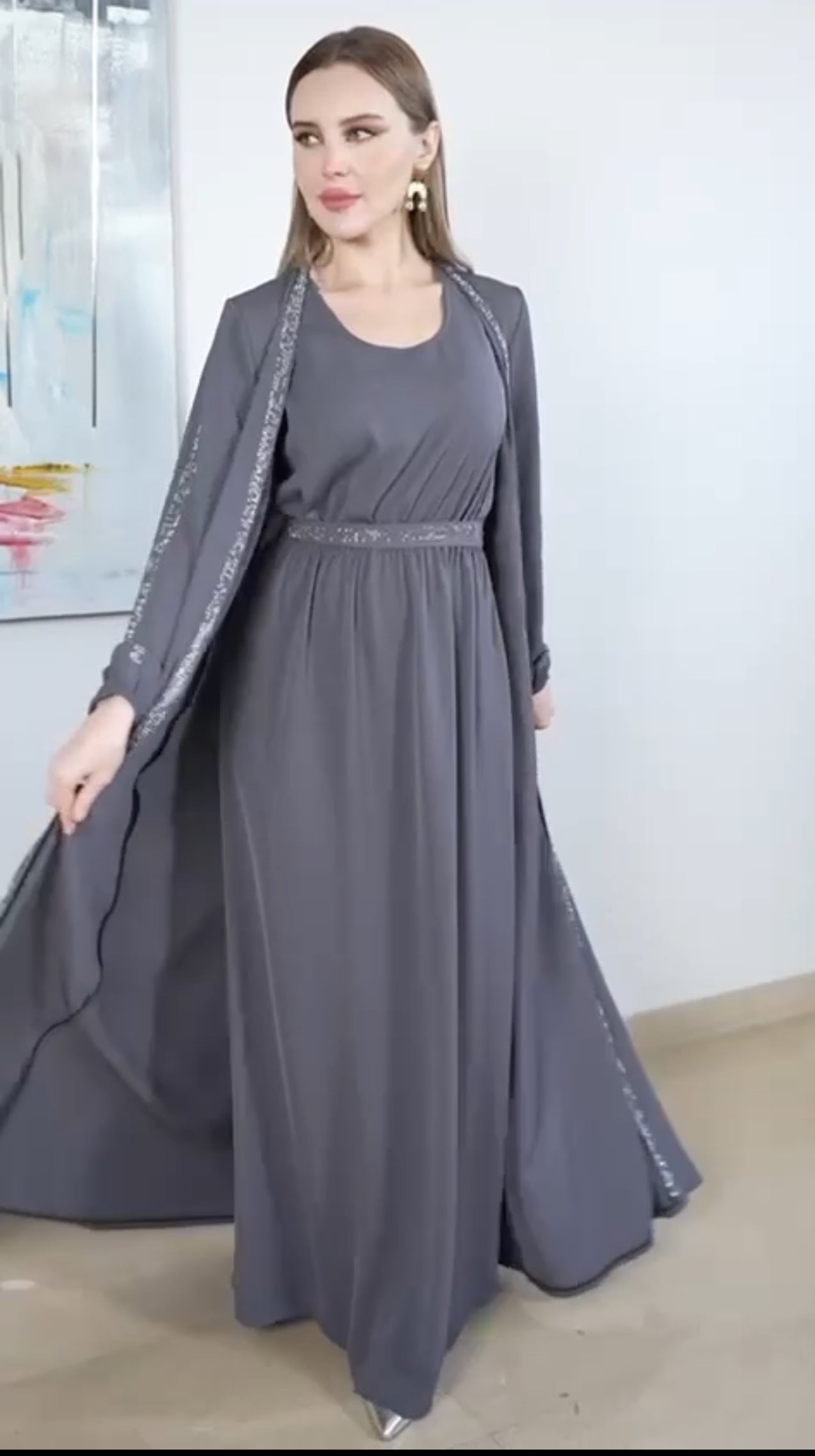 Classic Abaya: Timeless Elegance and Sophisticated Style