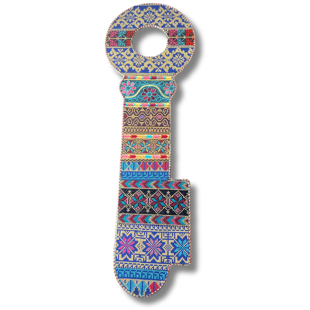 Key-Shaped Tatreez Home Decor - High-Quality Craftsmanship