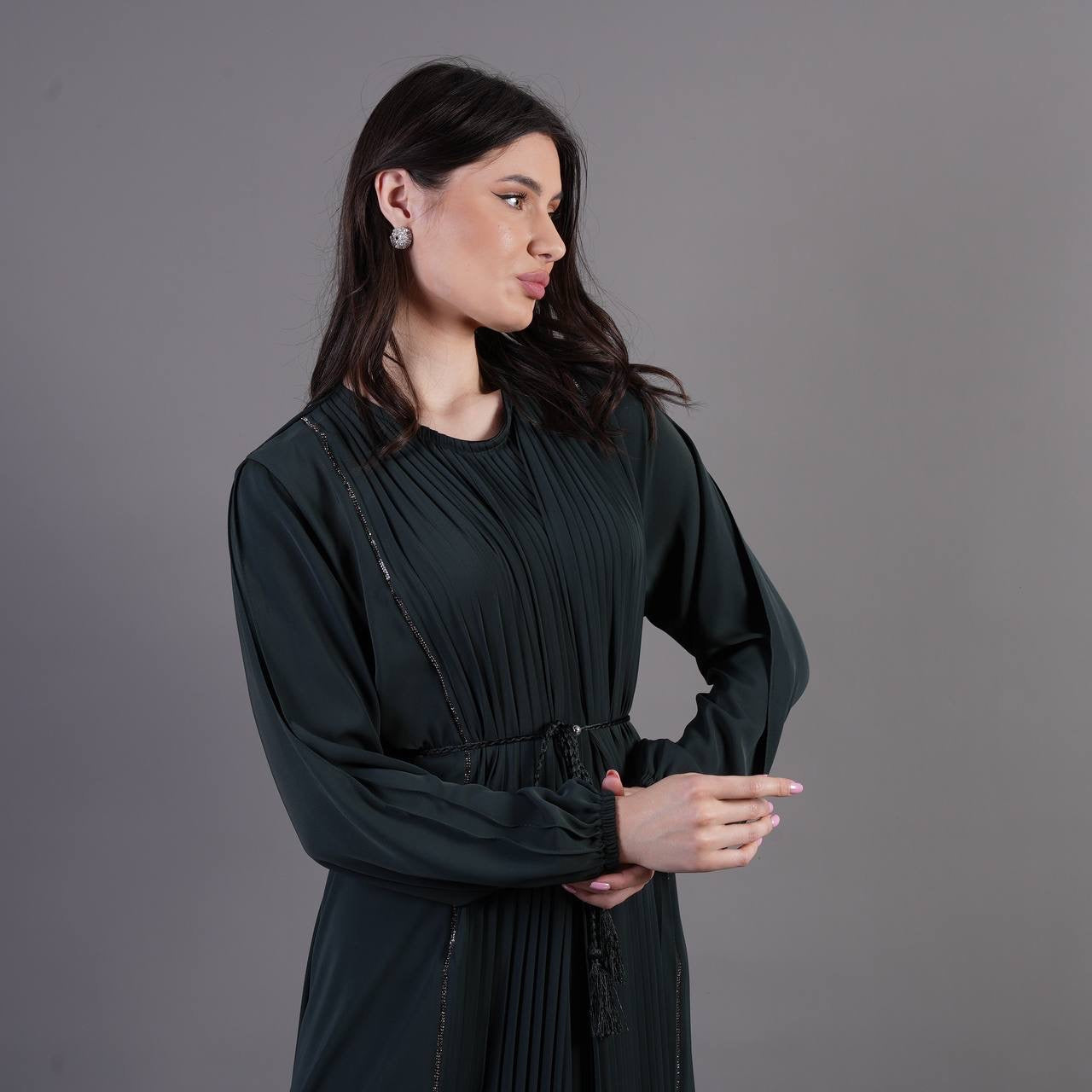 Pleated Abaya Dress: Elegance and Comfort Combined