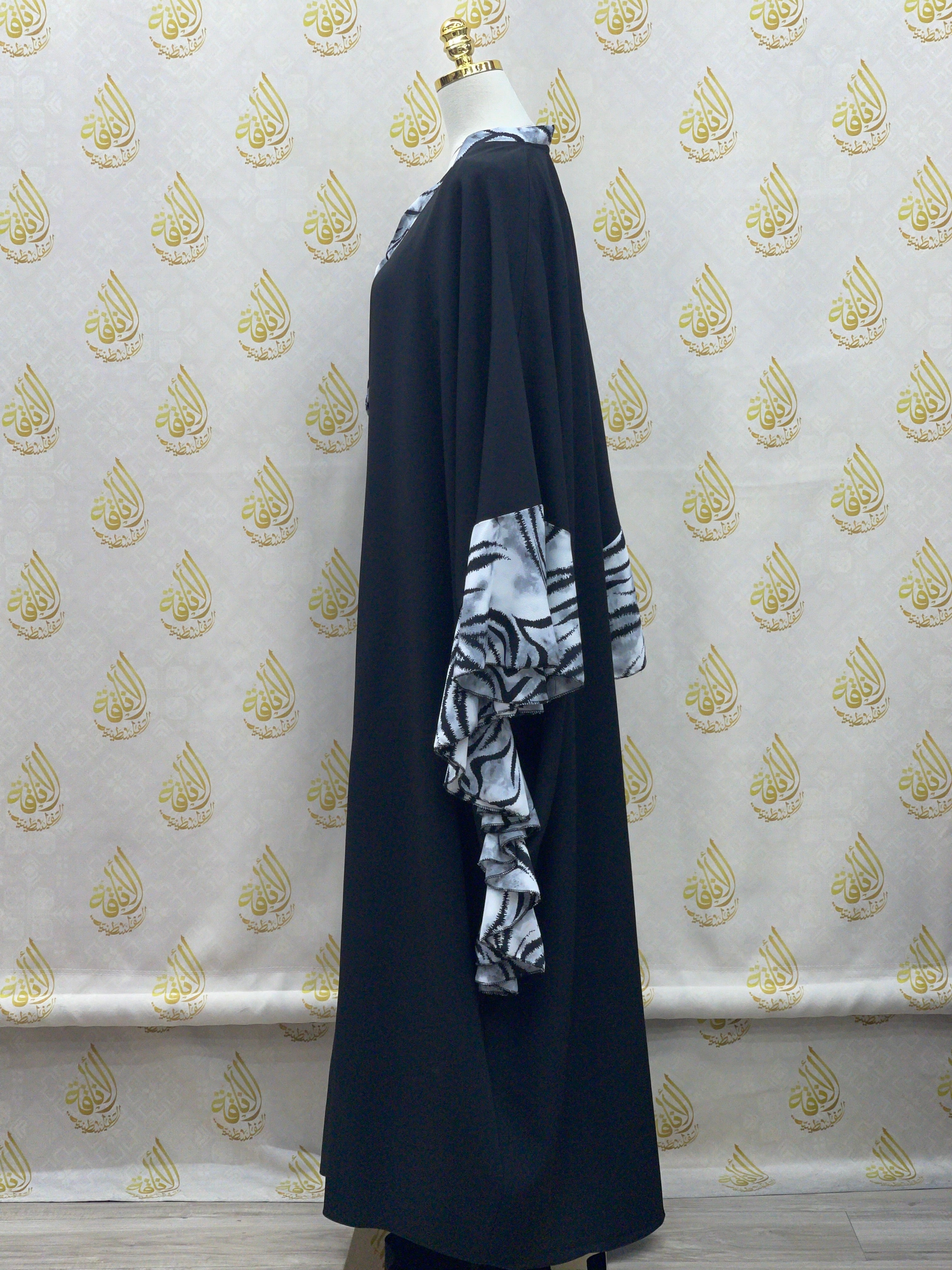 Butterfly Stylish 2Pcs Abaya: Elegance and Versatility in Every Stitch