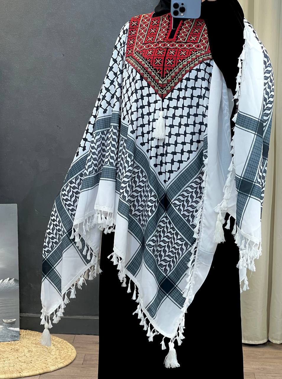 Kuffiyeh with Embroidery Cape