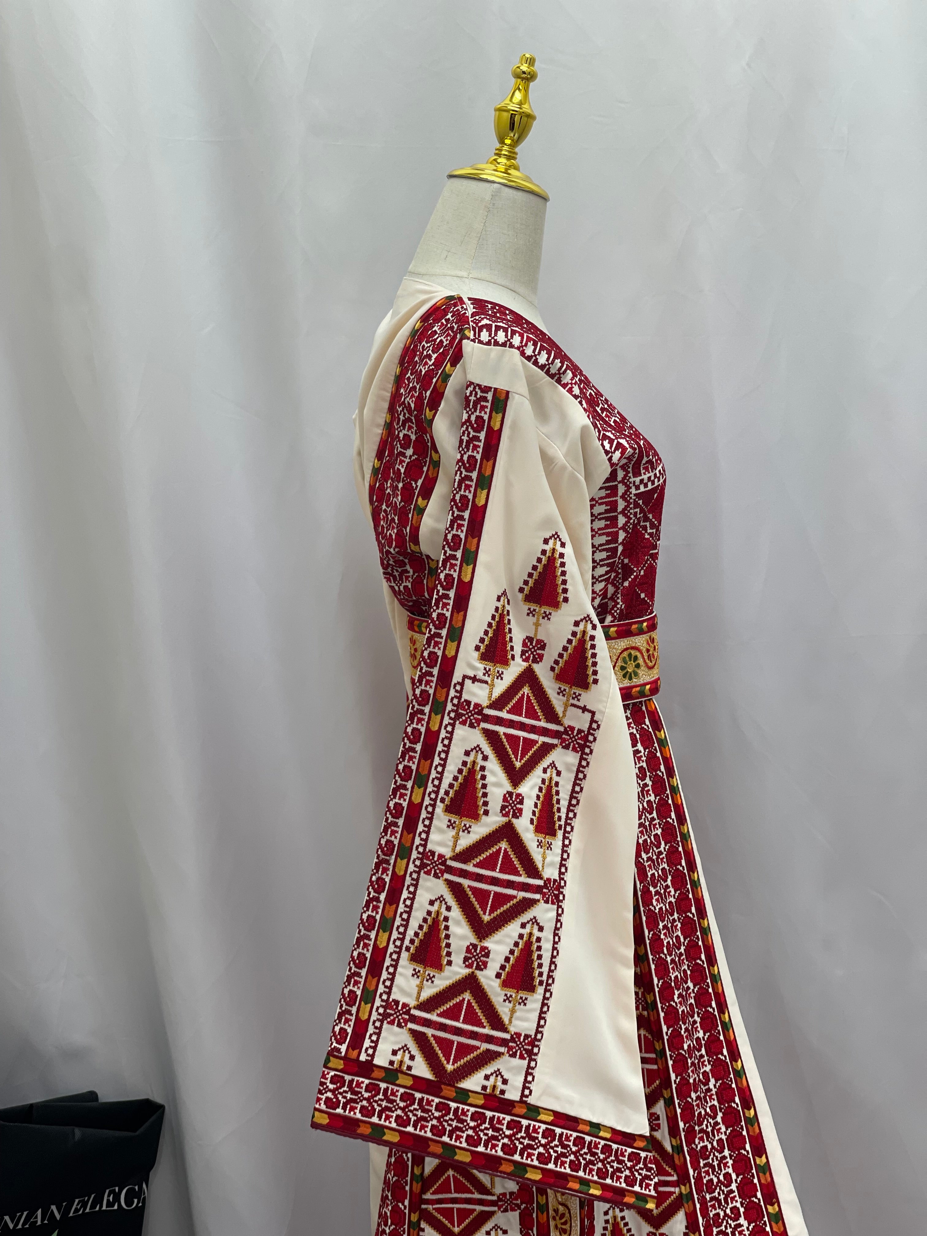 Thoub Alsafa Embroidered