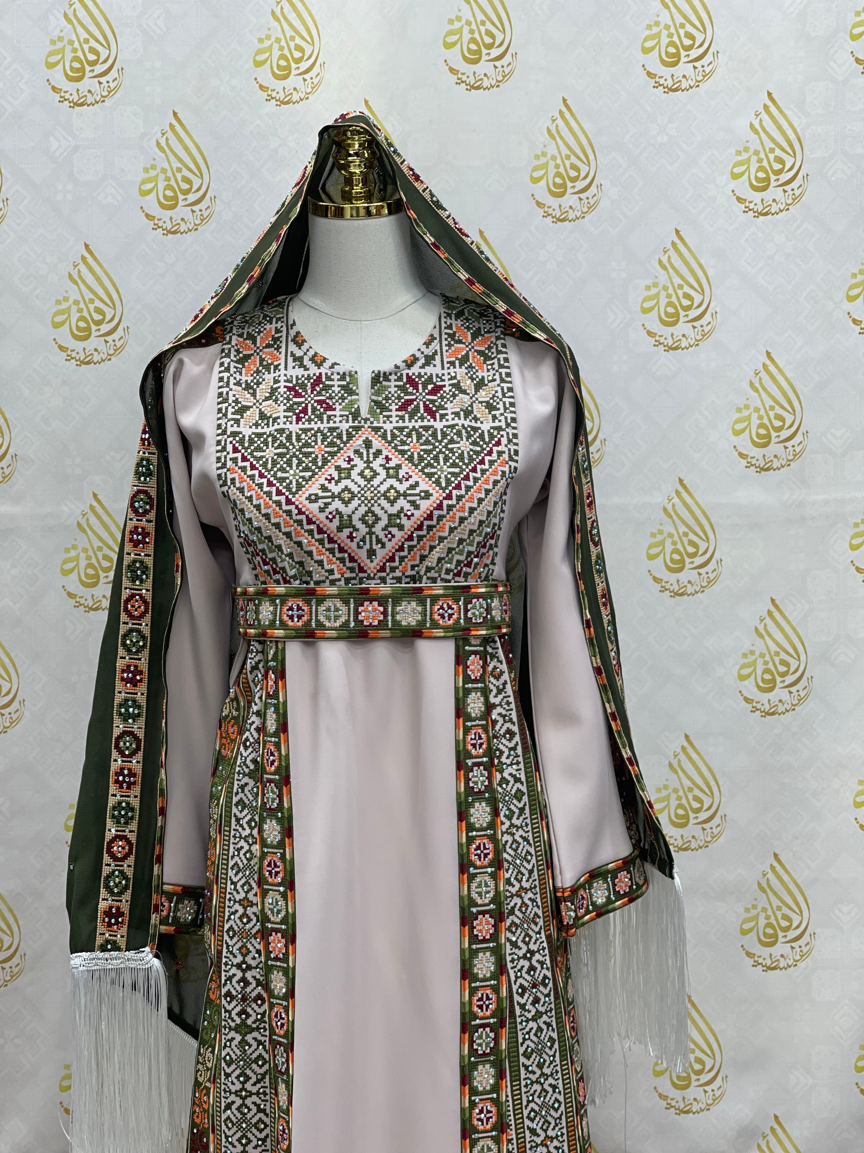 Jud Thoub: Intricate Embroidery and Timeless Elegance