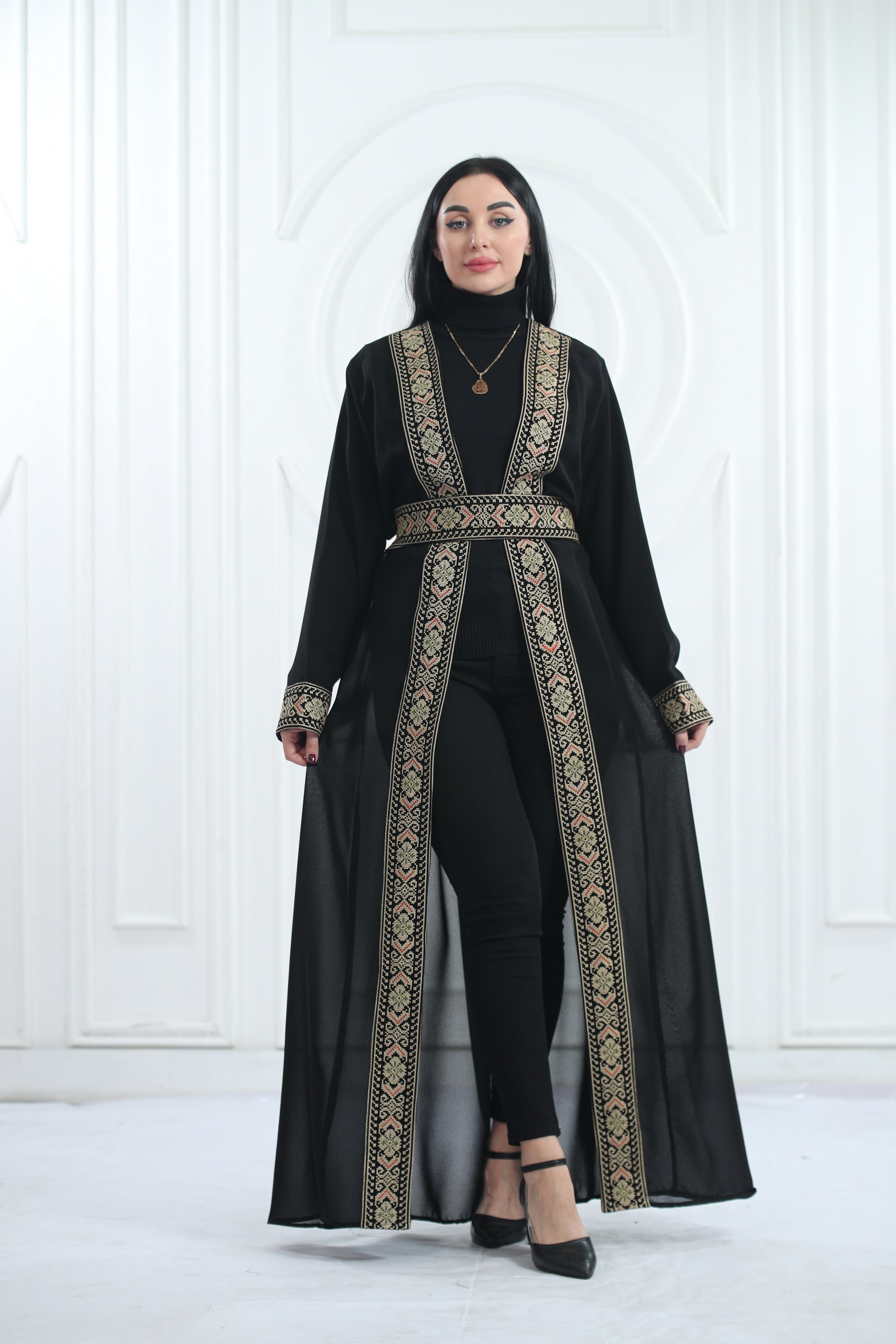 Hala Embroidered Bisht