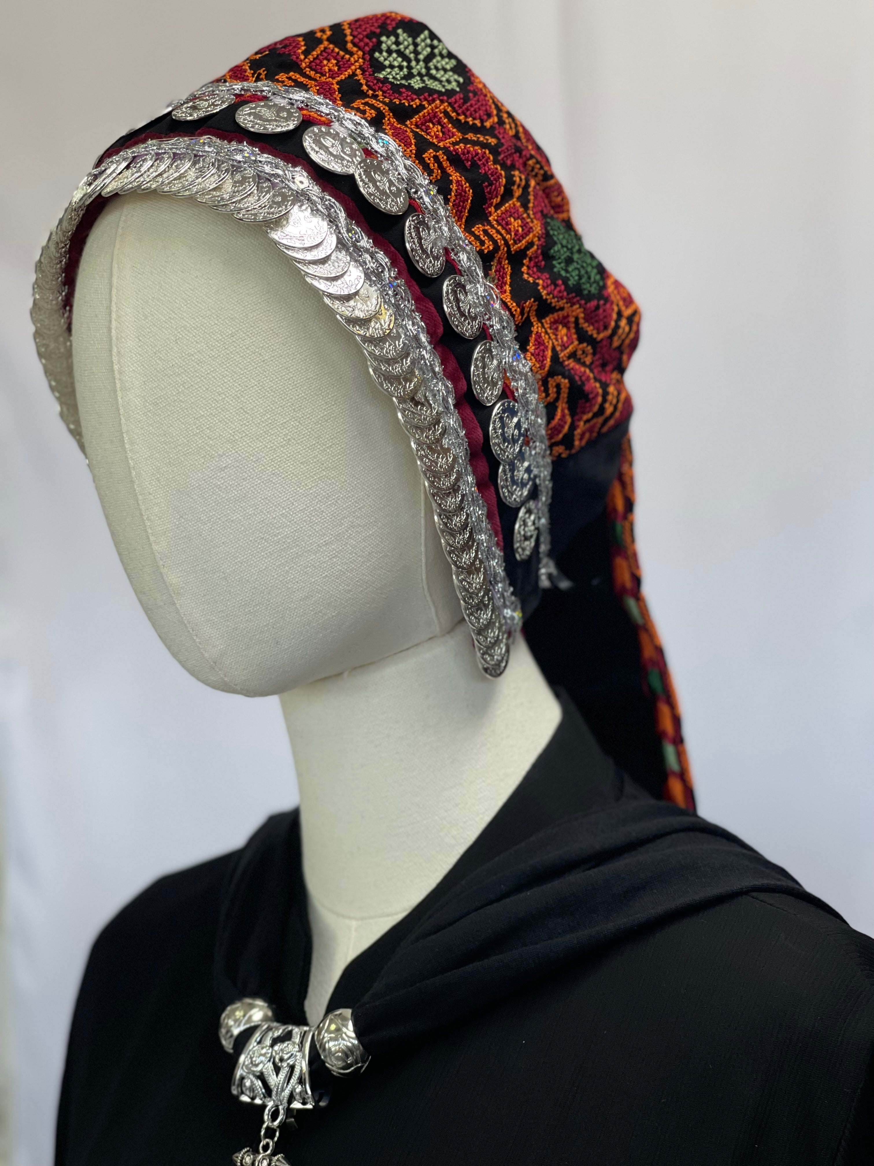 Exquisite Craftsmanship: Authentic Silver Liras Awka Palestinian Elegance