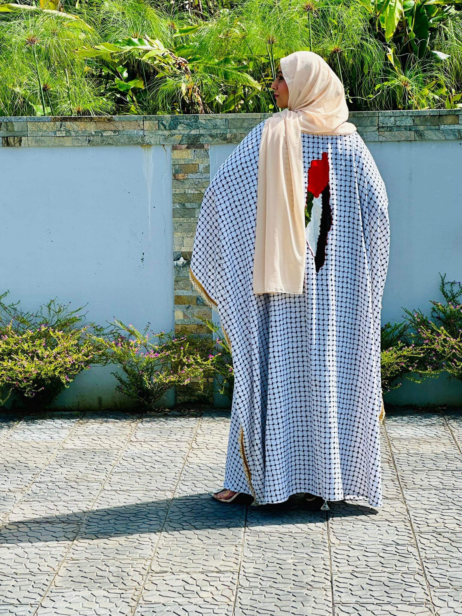 Kufiya Falsteen Flag Bisht