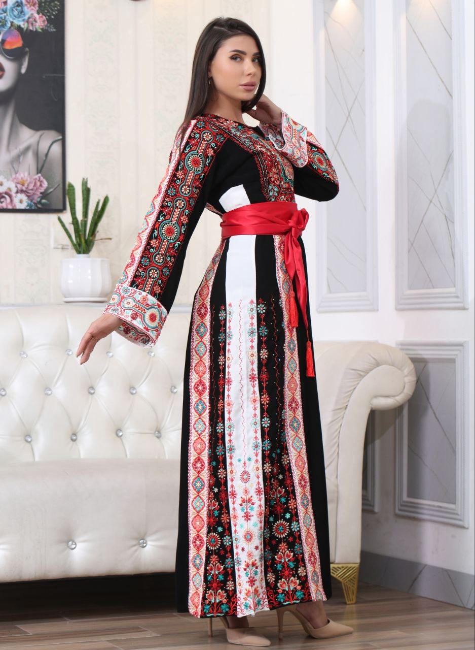 Exquisite Embroidered Al-Sa3a Thoub - Cultural Elegance & Comfort