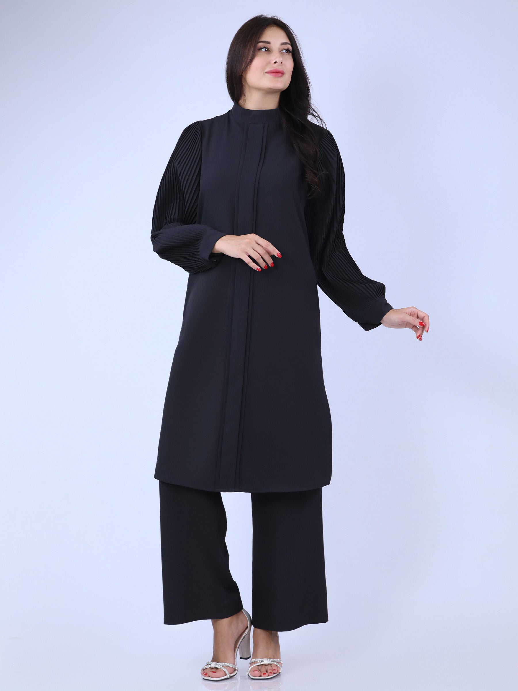 Unique Drop Shirt & Wide Leg Pant Set: Stylish Comfort and Sophistication