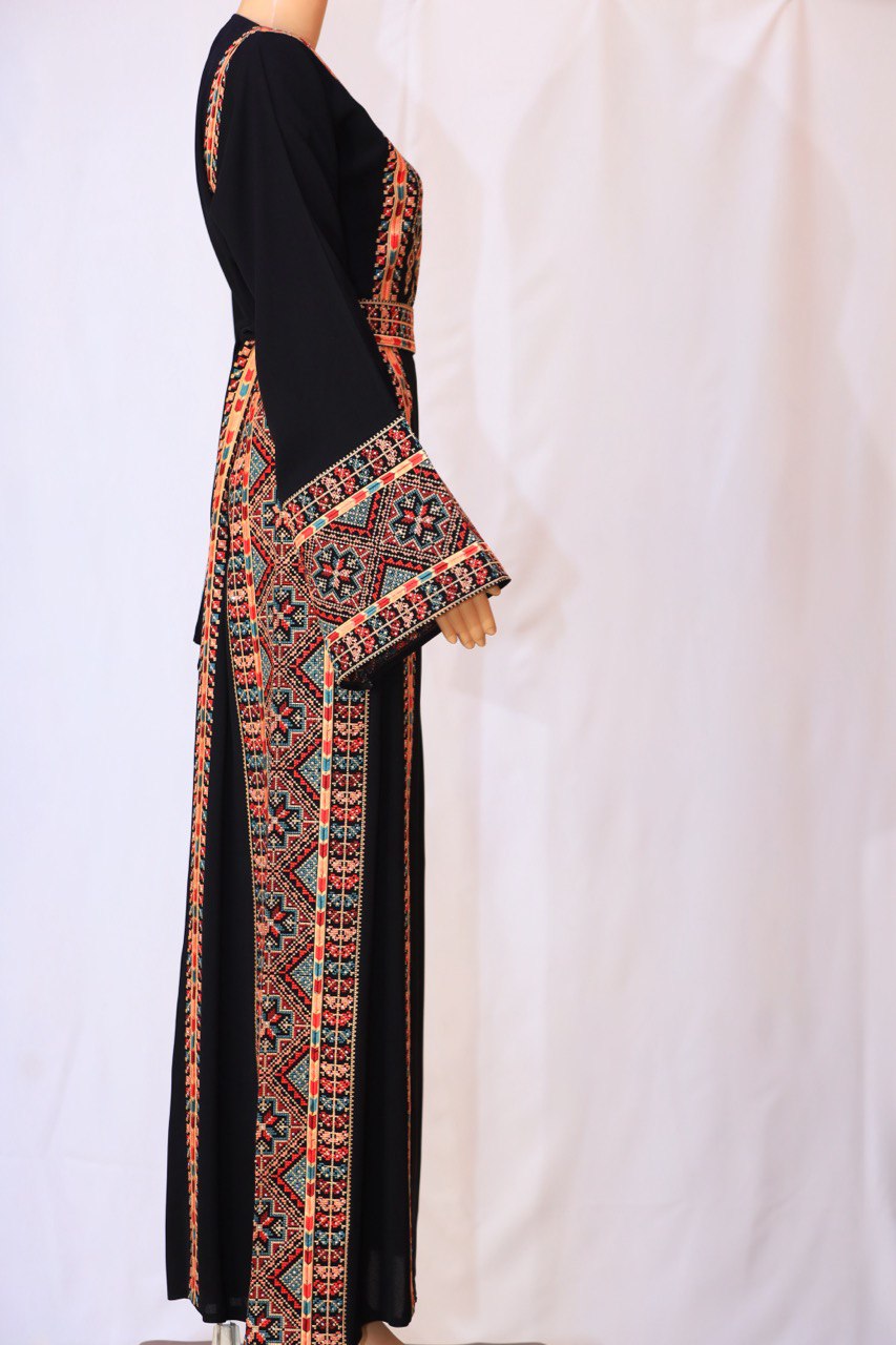 6-Vein Embroidered Thoub