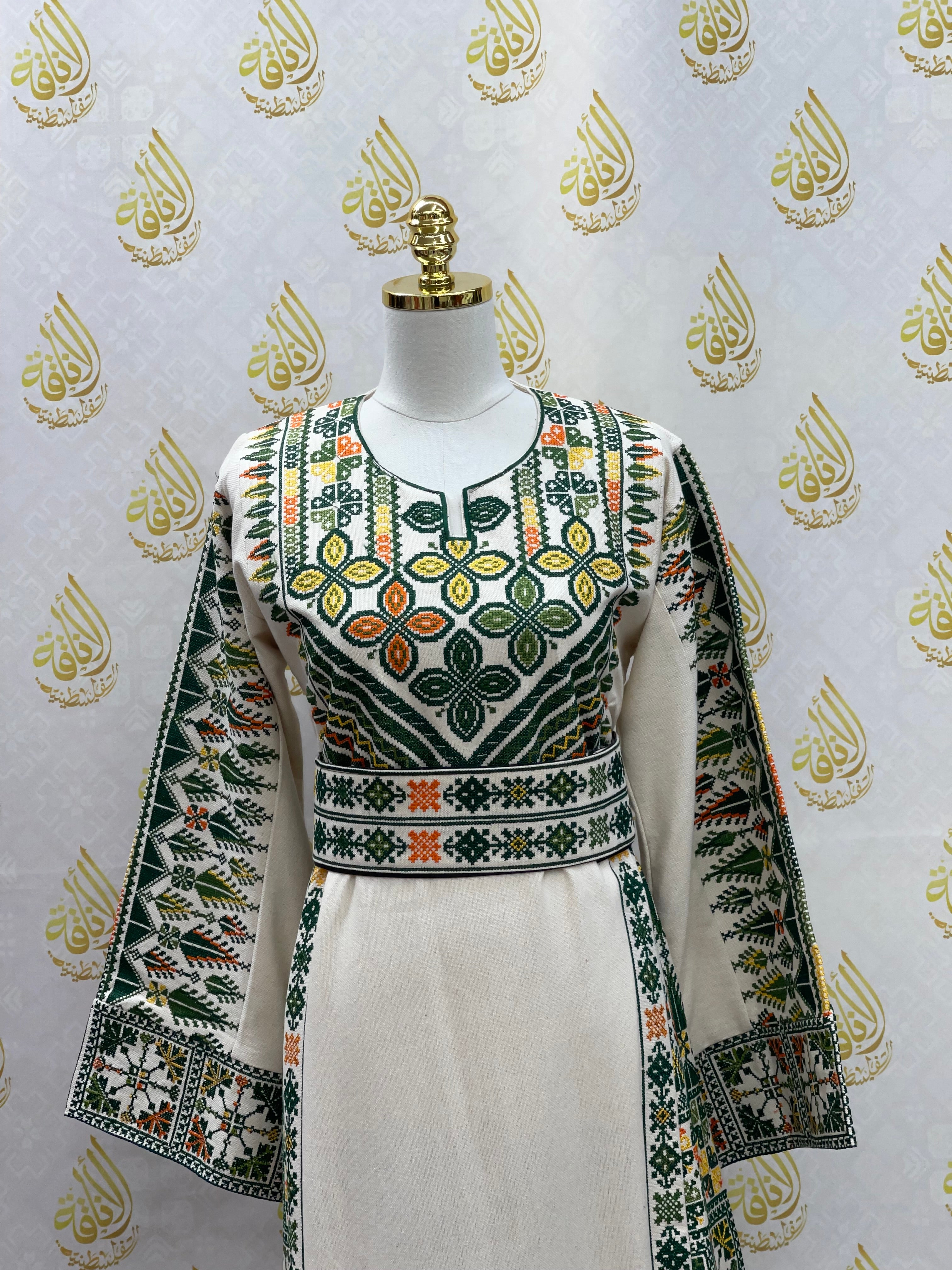 Green Embroidery Etamin: Elevate Your Sewing Projects with Elegance