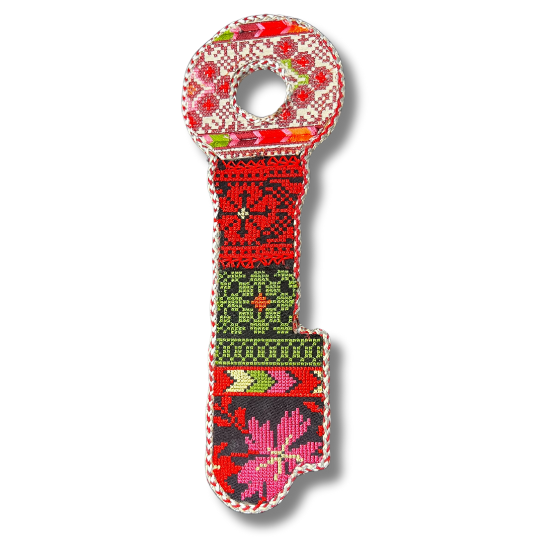 High-Quality Tatreez Key-Shaped Home Decor – Authentic Palestinian Embroidery