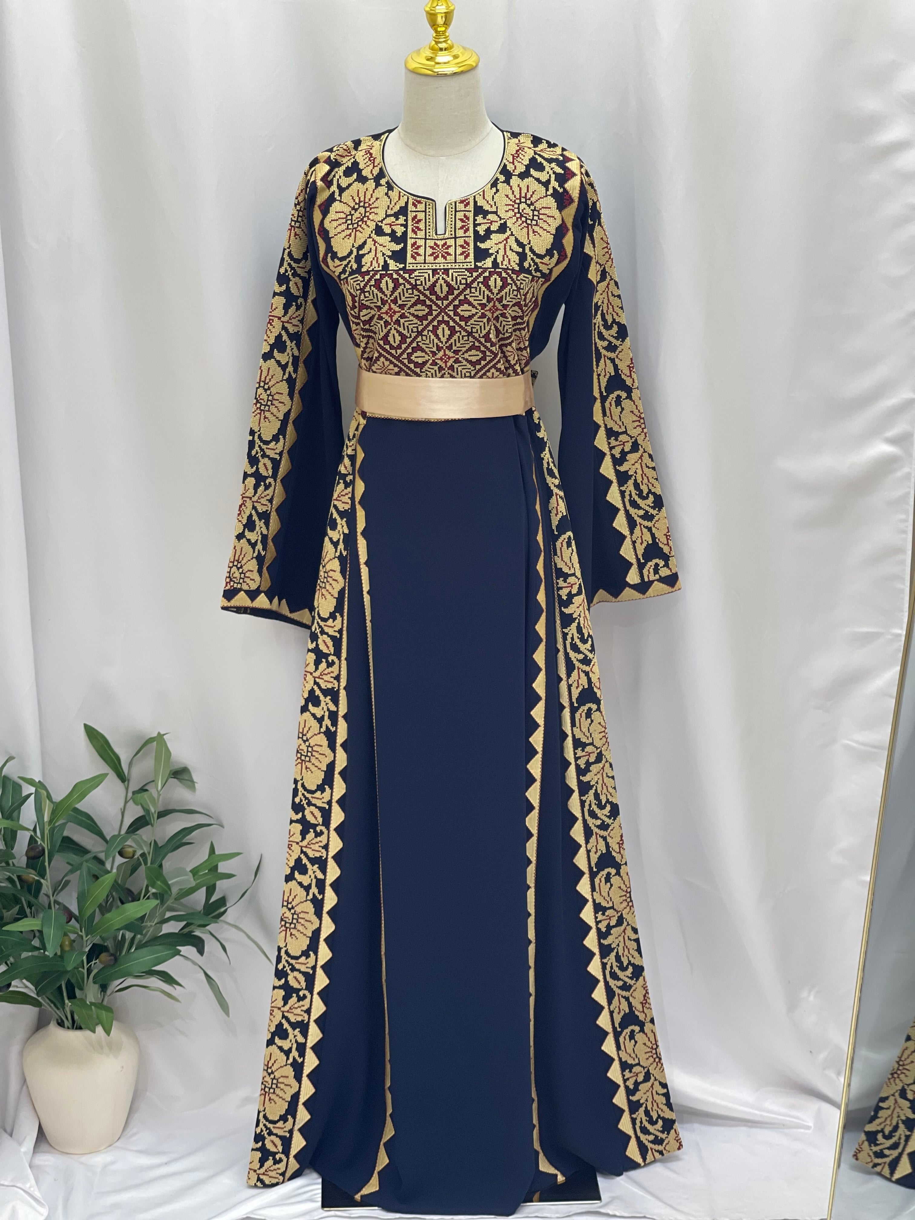 Stylish Embroidered Thoub with Dual-Style Belt: Elegance and Versatility