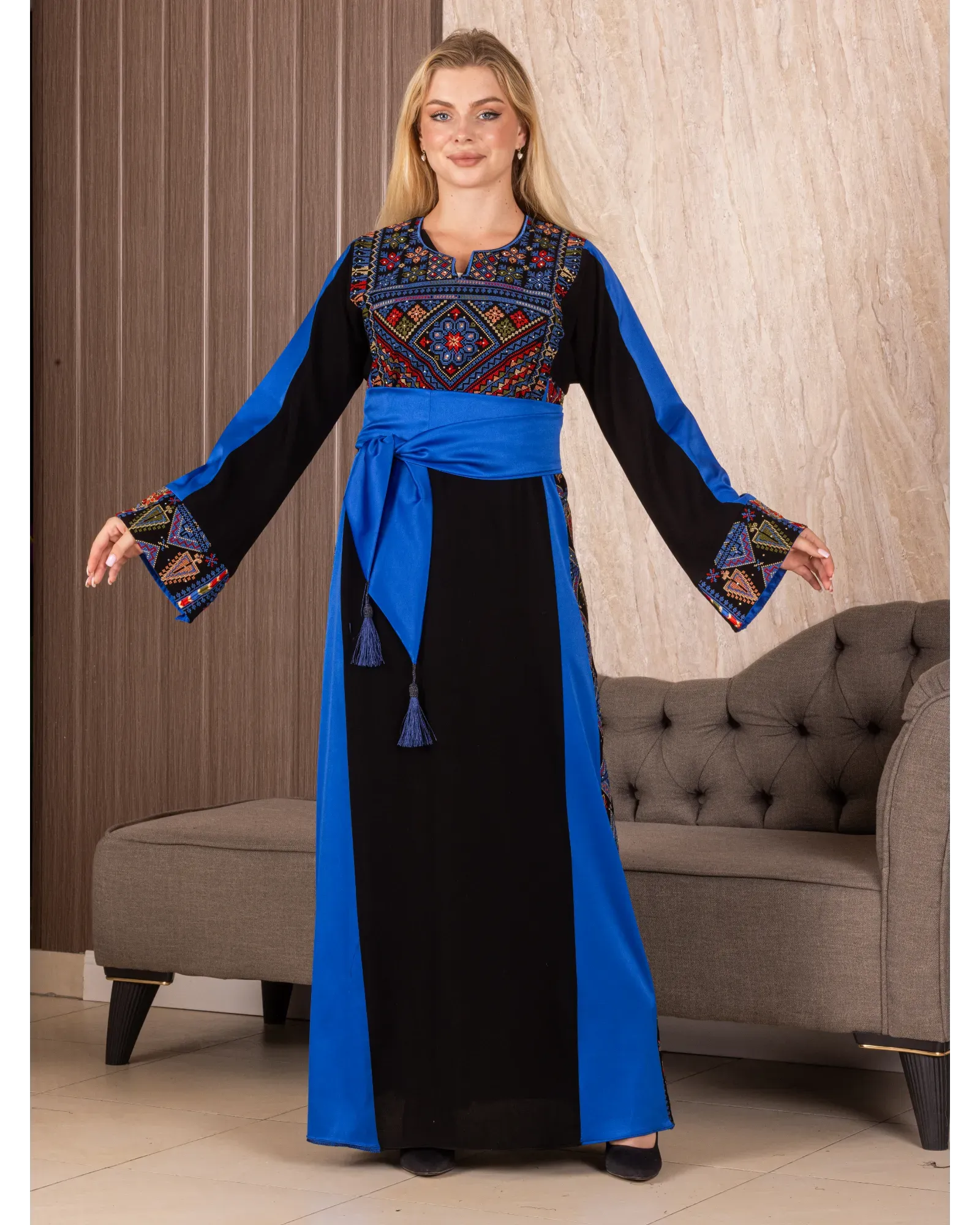 Qamar Embroidered Thoub – Traditional Elegance and Sophistication Palestinian Elegance