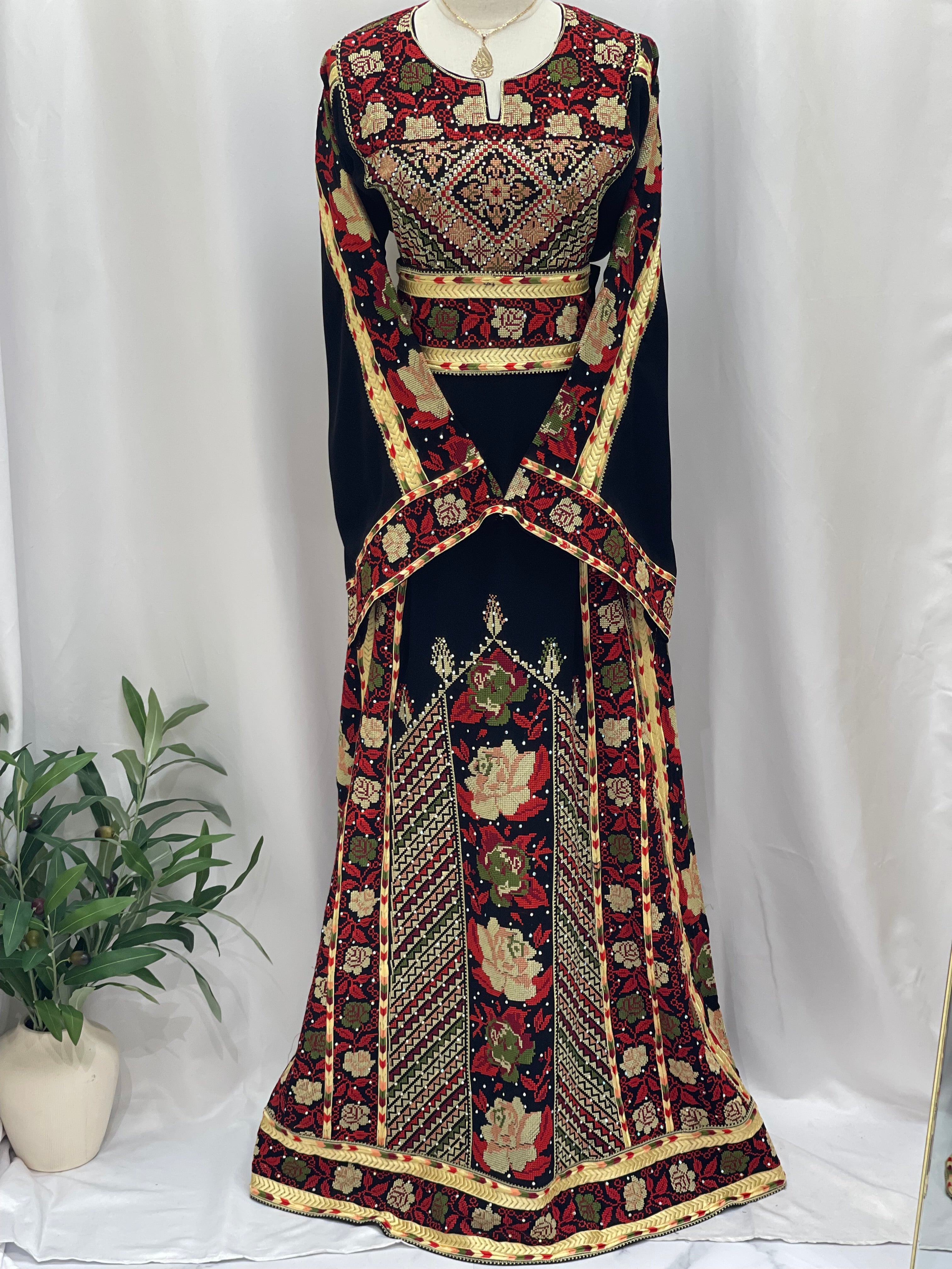 Embroidered Flowers Thoub: A Bloom of Elegance