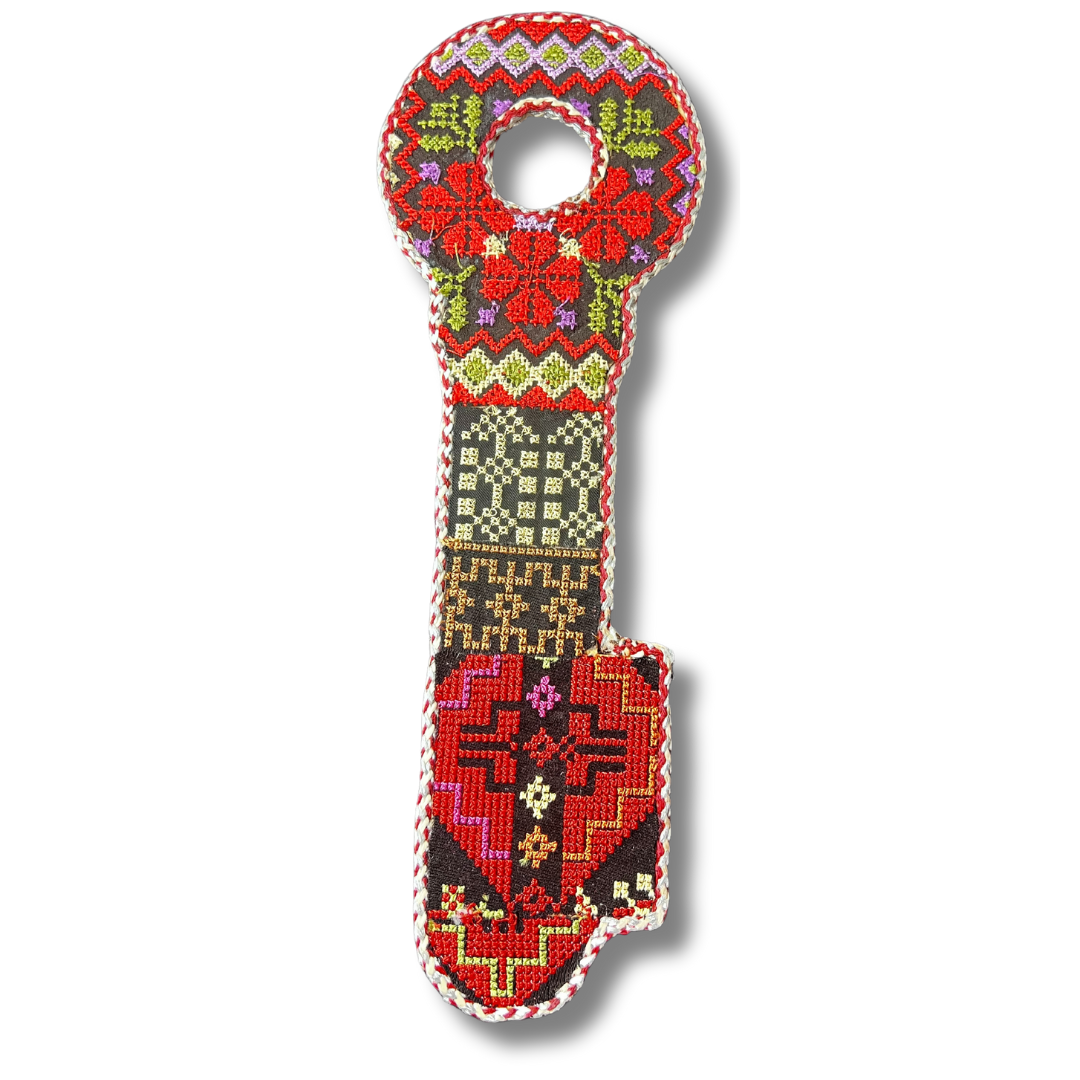 High-Quality Tatreez Key-Shaped Home Decor – Authentic Palestinian Embroidery