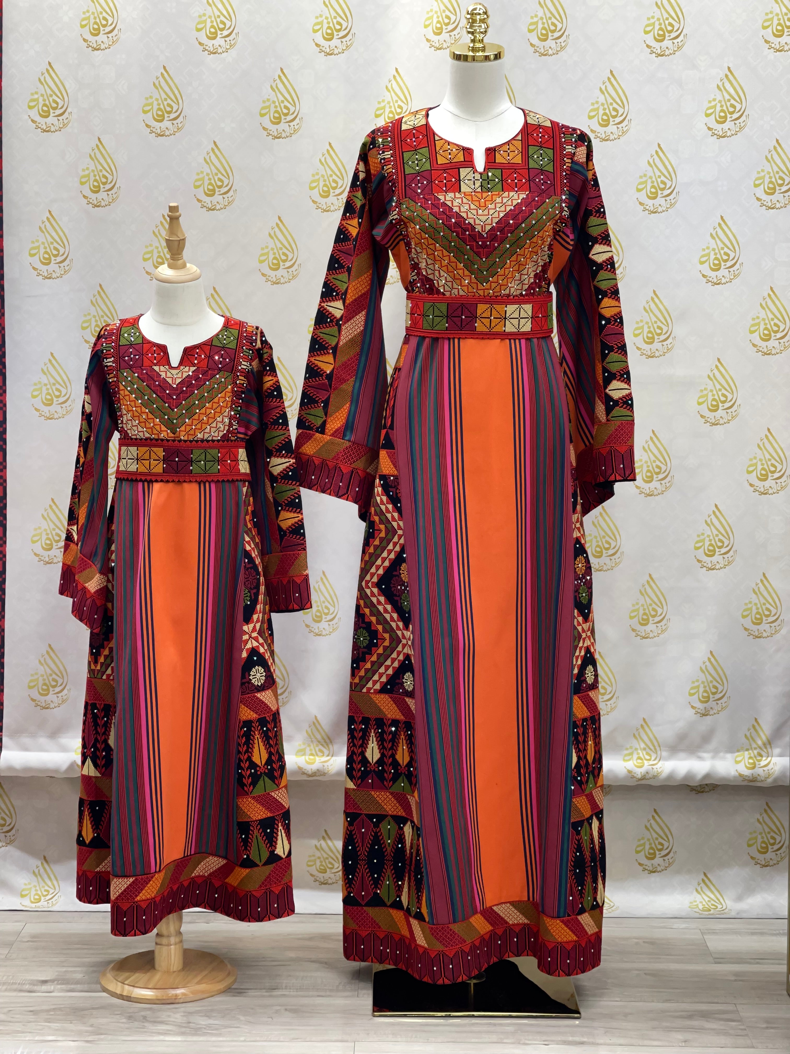 Elegant Embroidered Cypress Majdalwi Thoub - Mom & Daughter Matching Set