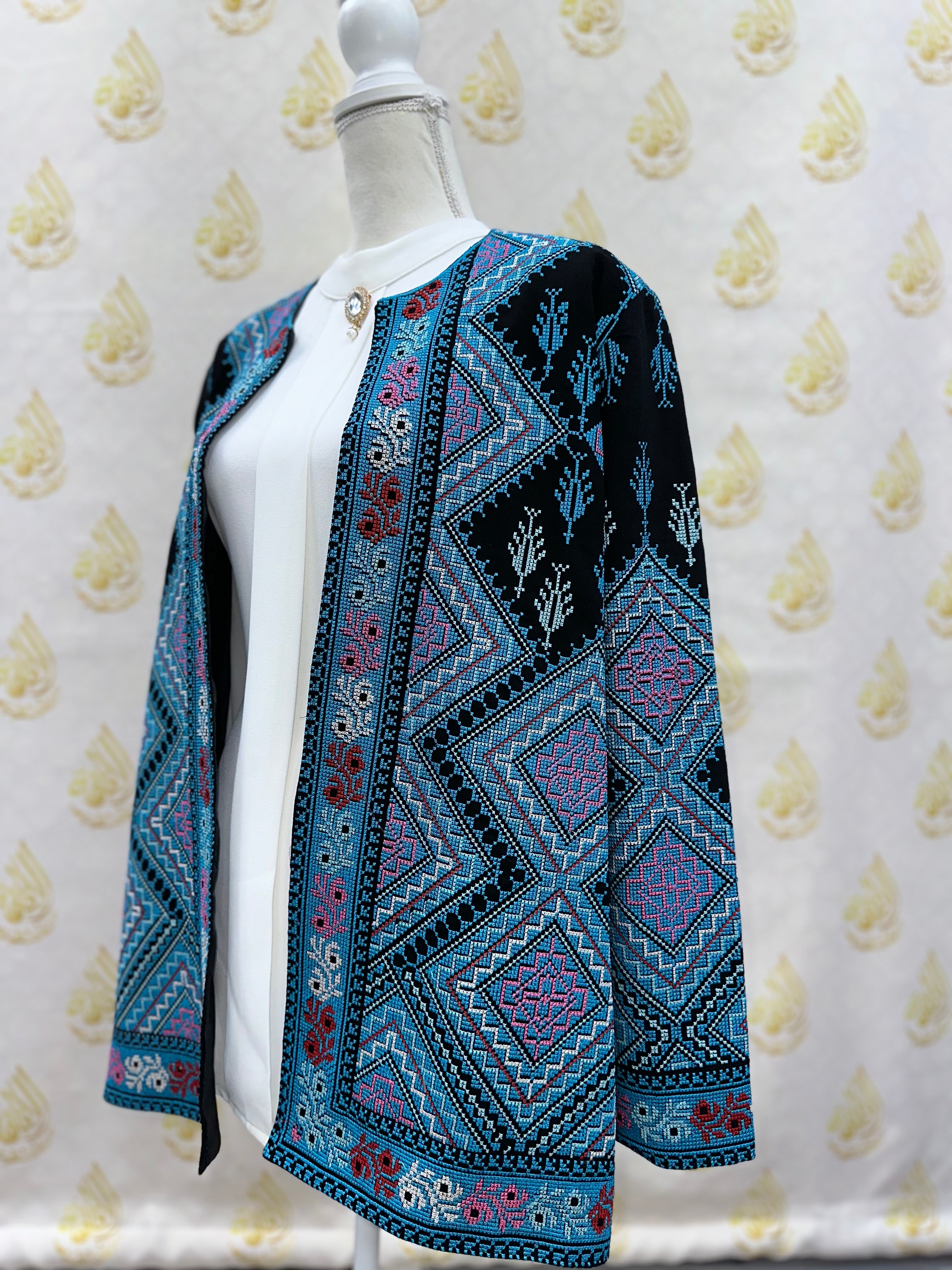 Women Jacket Tatreez: Intricate Embroidery and Empowering Style