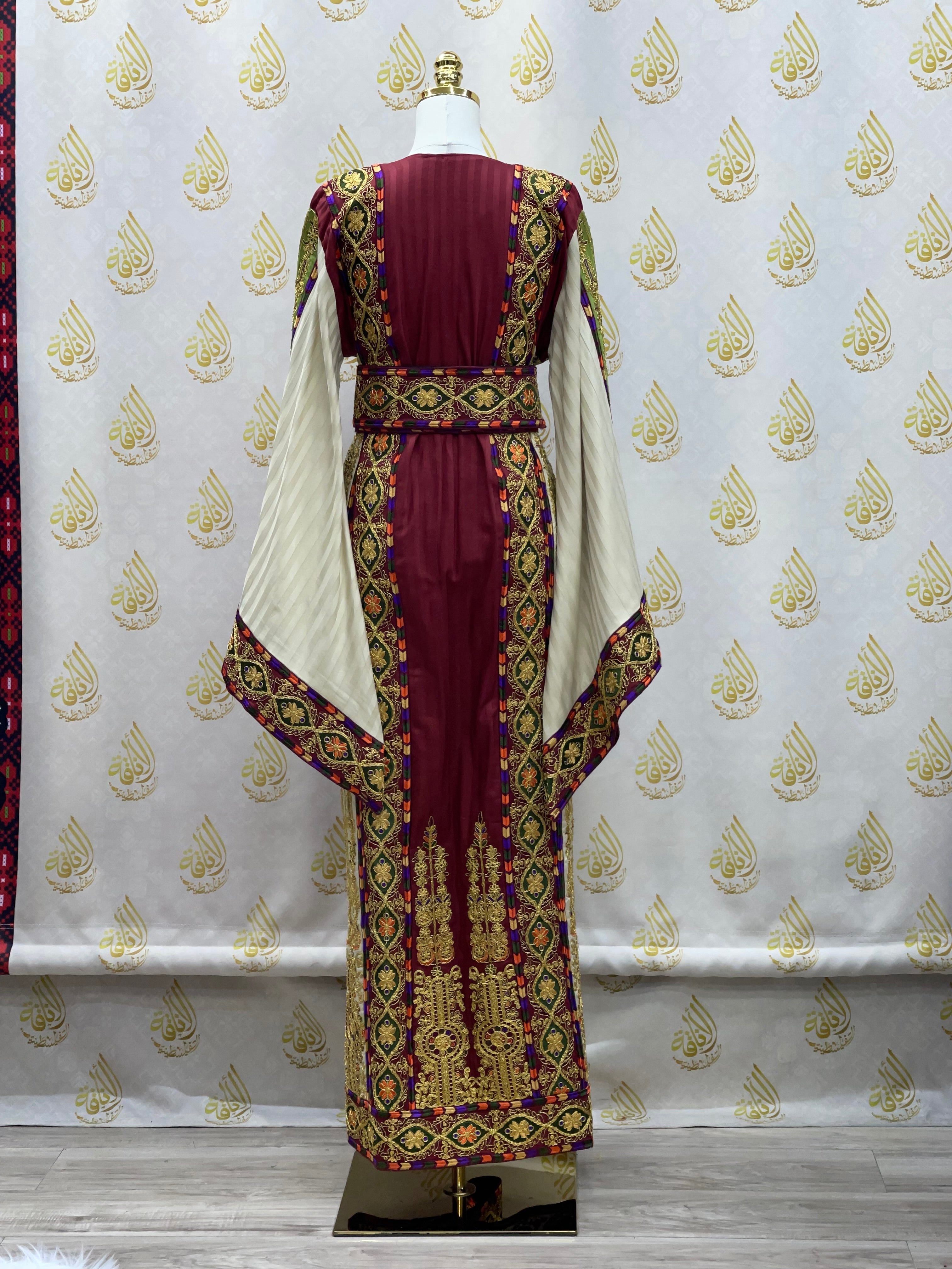 Embroidery Striped Malka Qasab Thoub: Traditional Elegance and Timeless Beauty