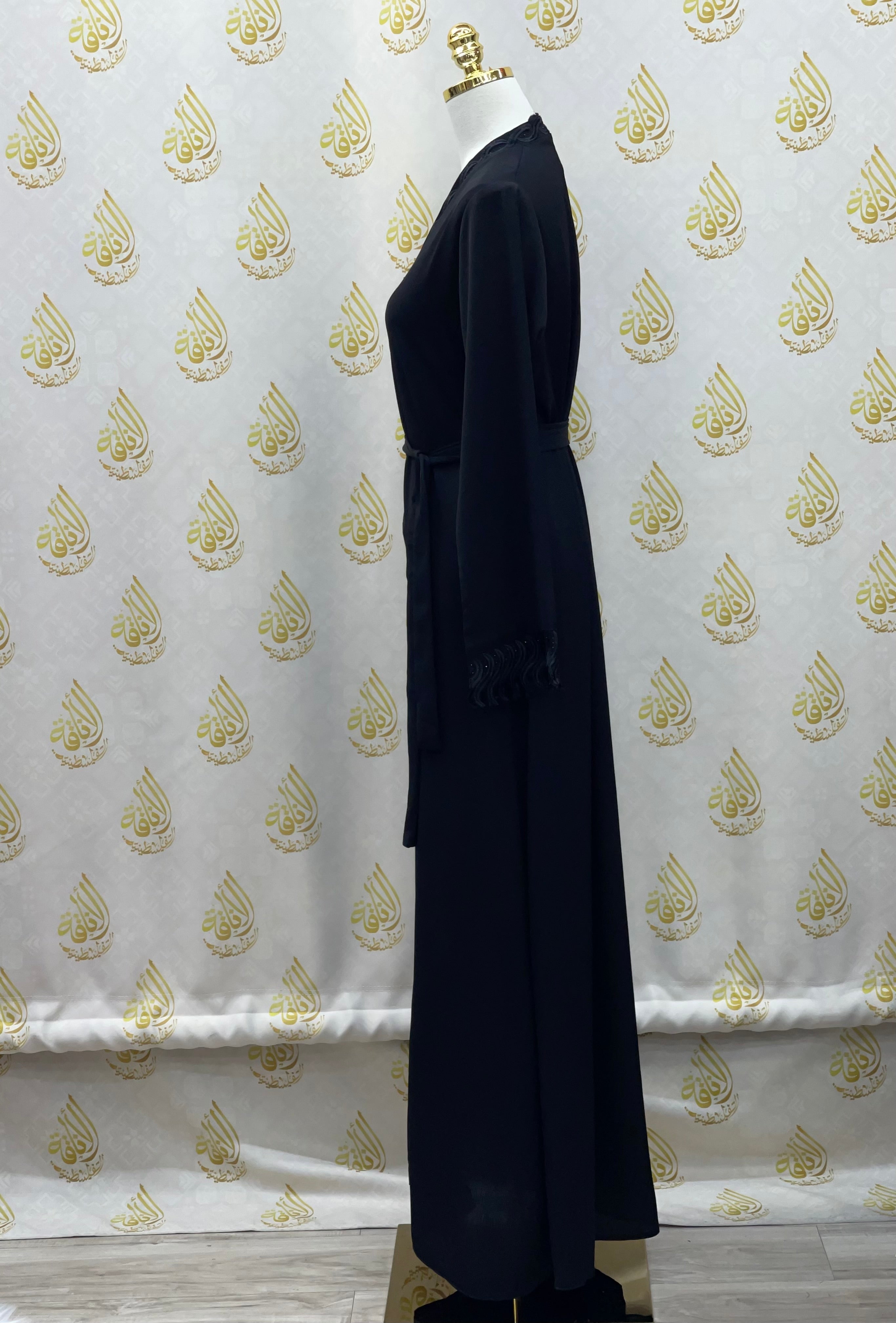 Elegant Abaya: Style and Sophistication in Harmony