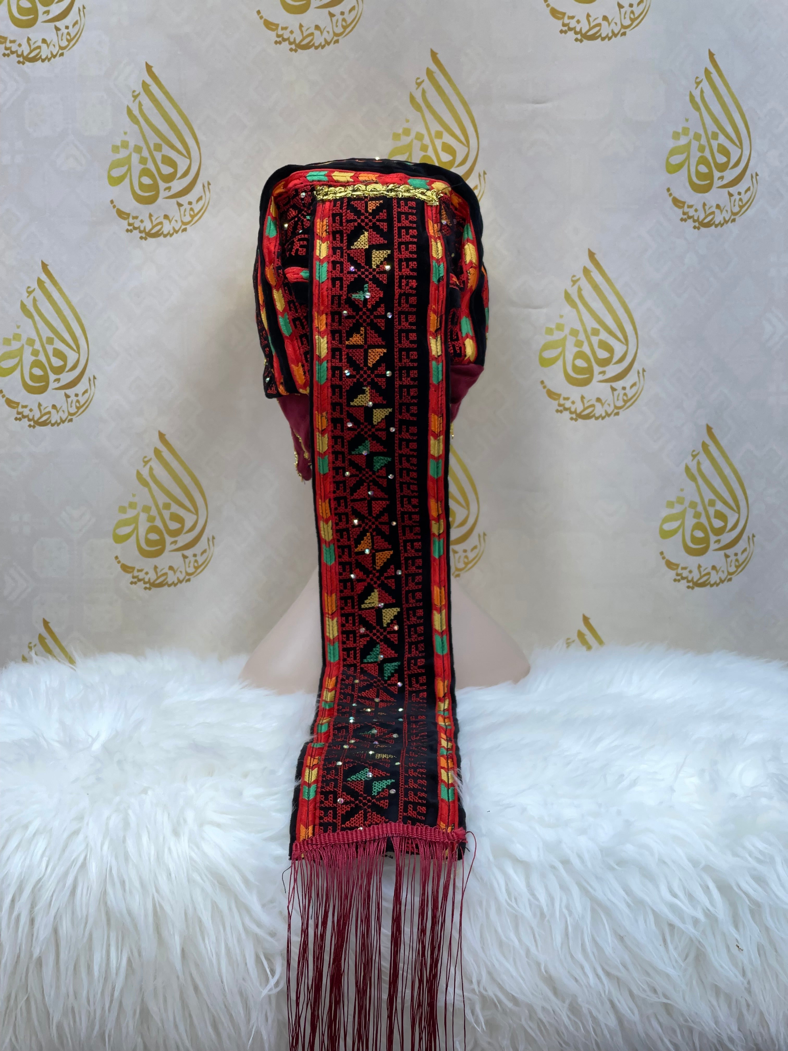 Luxurious Elegance: Awka Gold Liras Collection Palestinian Elegance