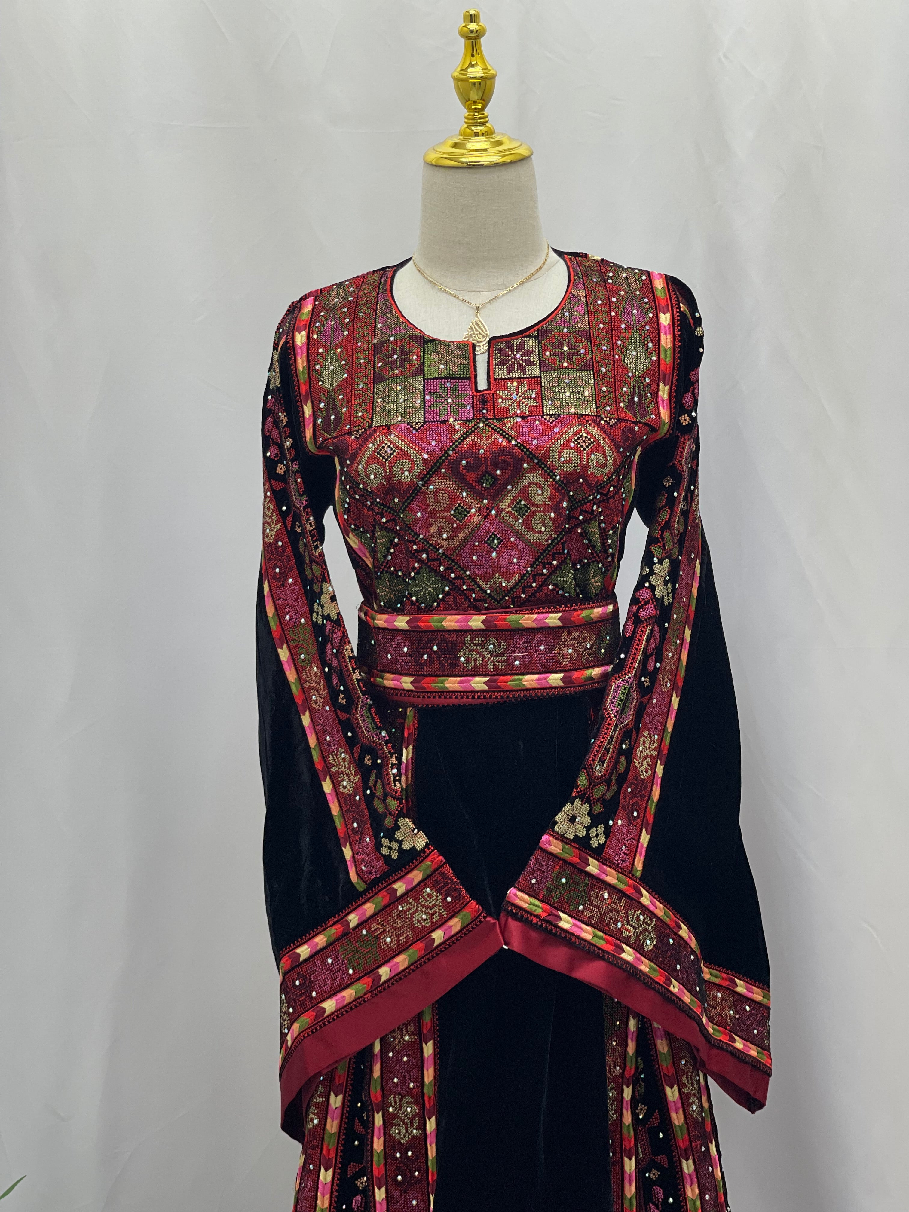 Black Embroidered Velvet Thoub with Matching Belt