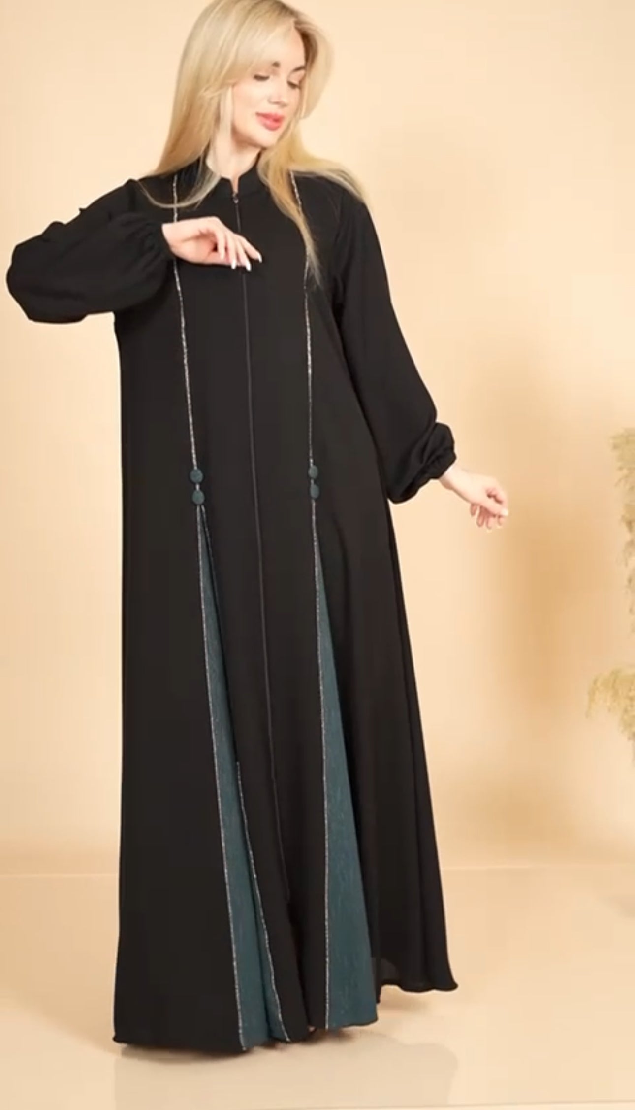 2 Color Abaya: Elegant Versatility and Sophisticated Style