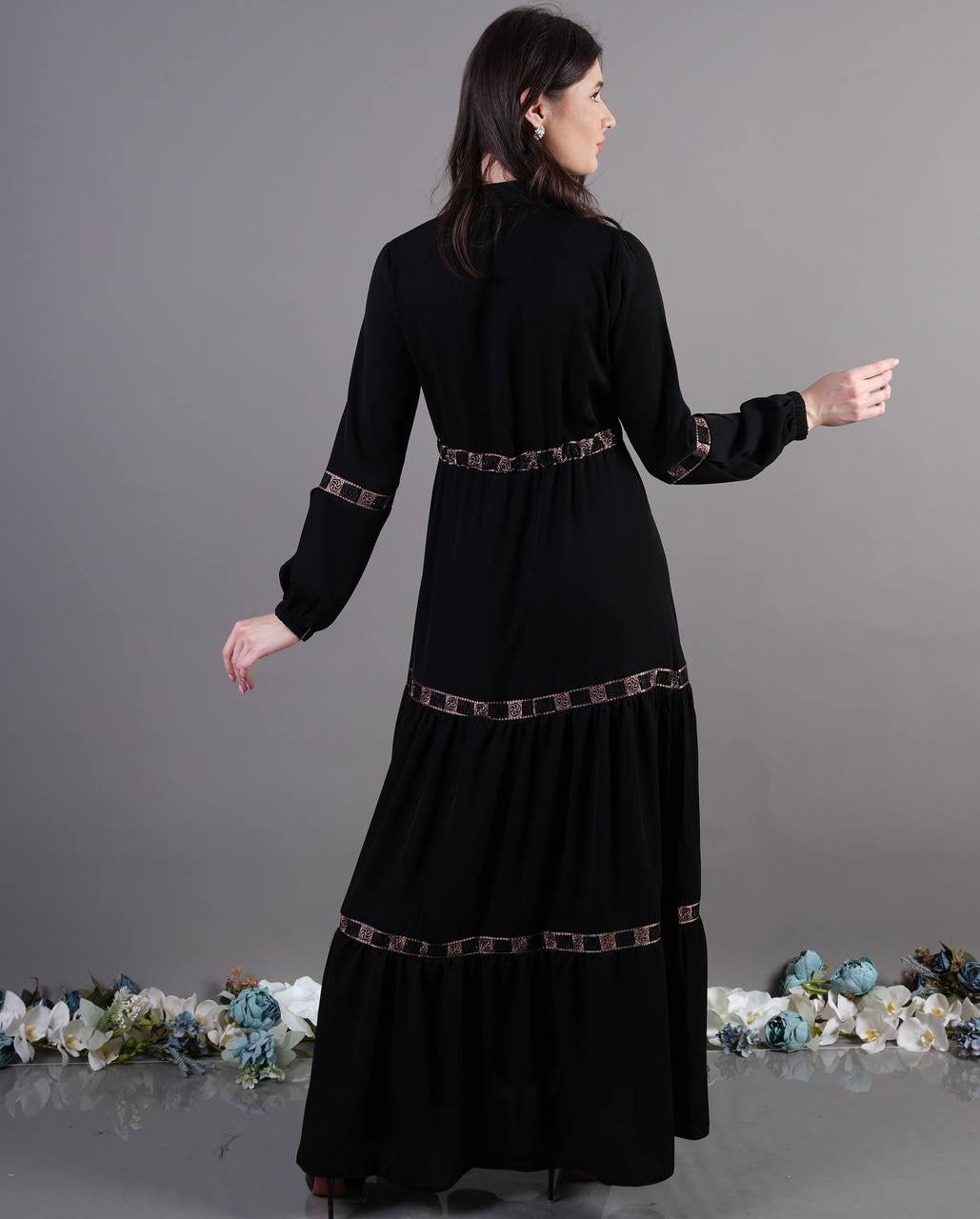 Abaya Dress: Versatile Elegance and Sophisticated Style