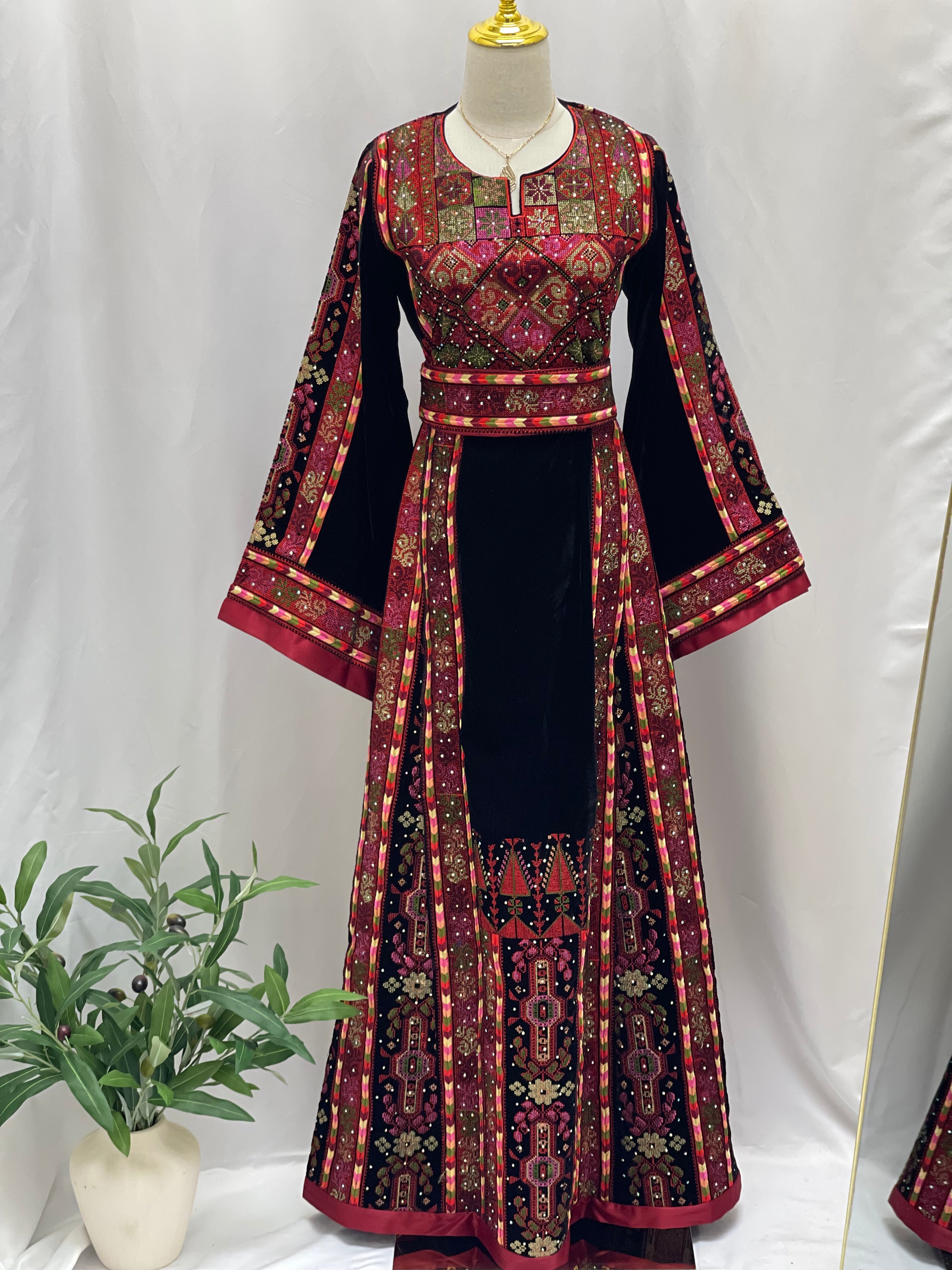 Black Embroidered Velvet Thoub with Matching Belt