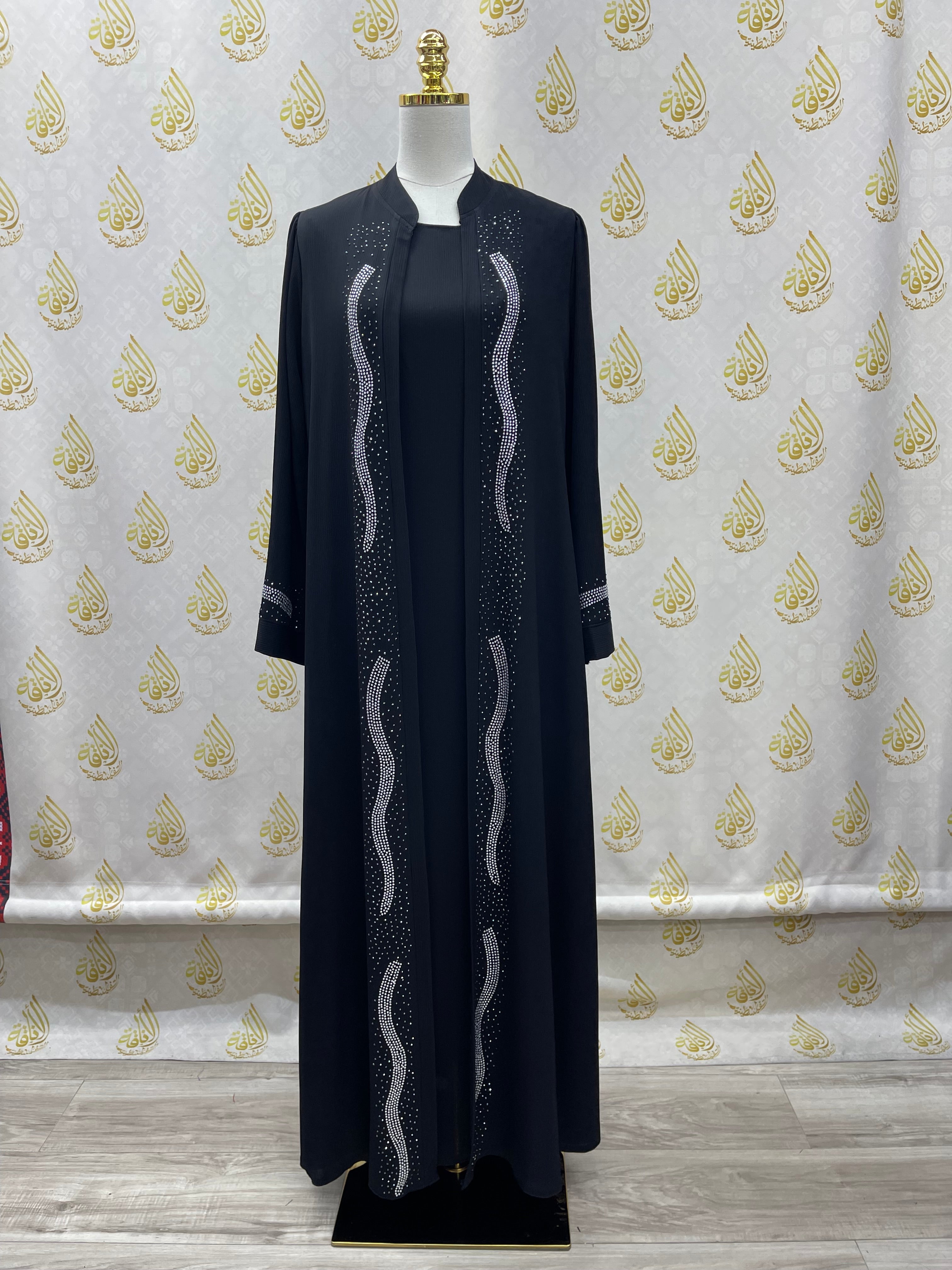 Elegant Abaya with strass