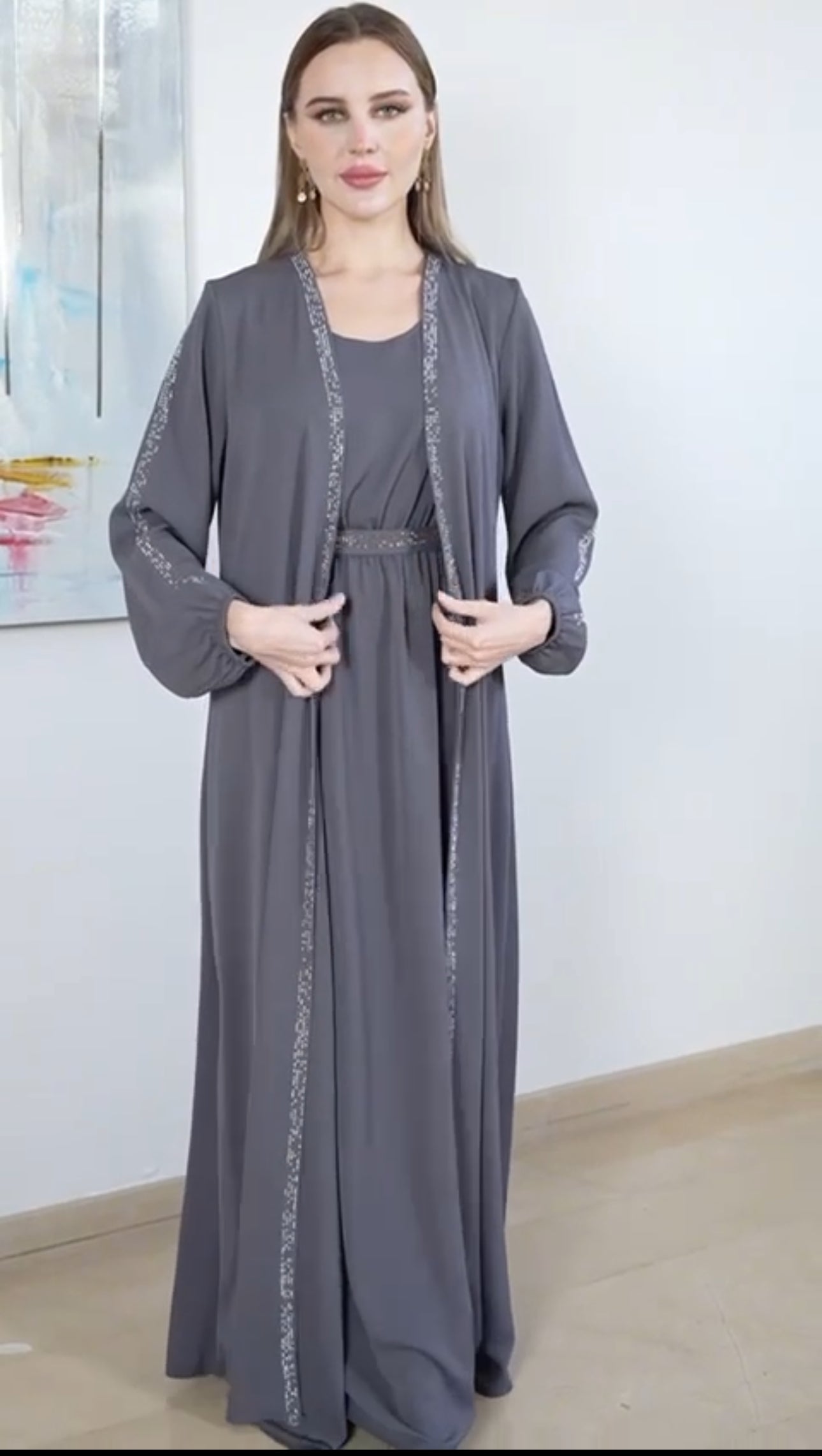 Classic Abaya: Timeless Elegance and Sophisticated Style