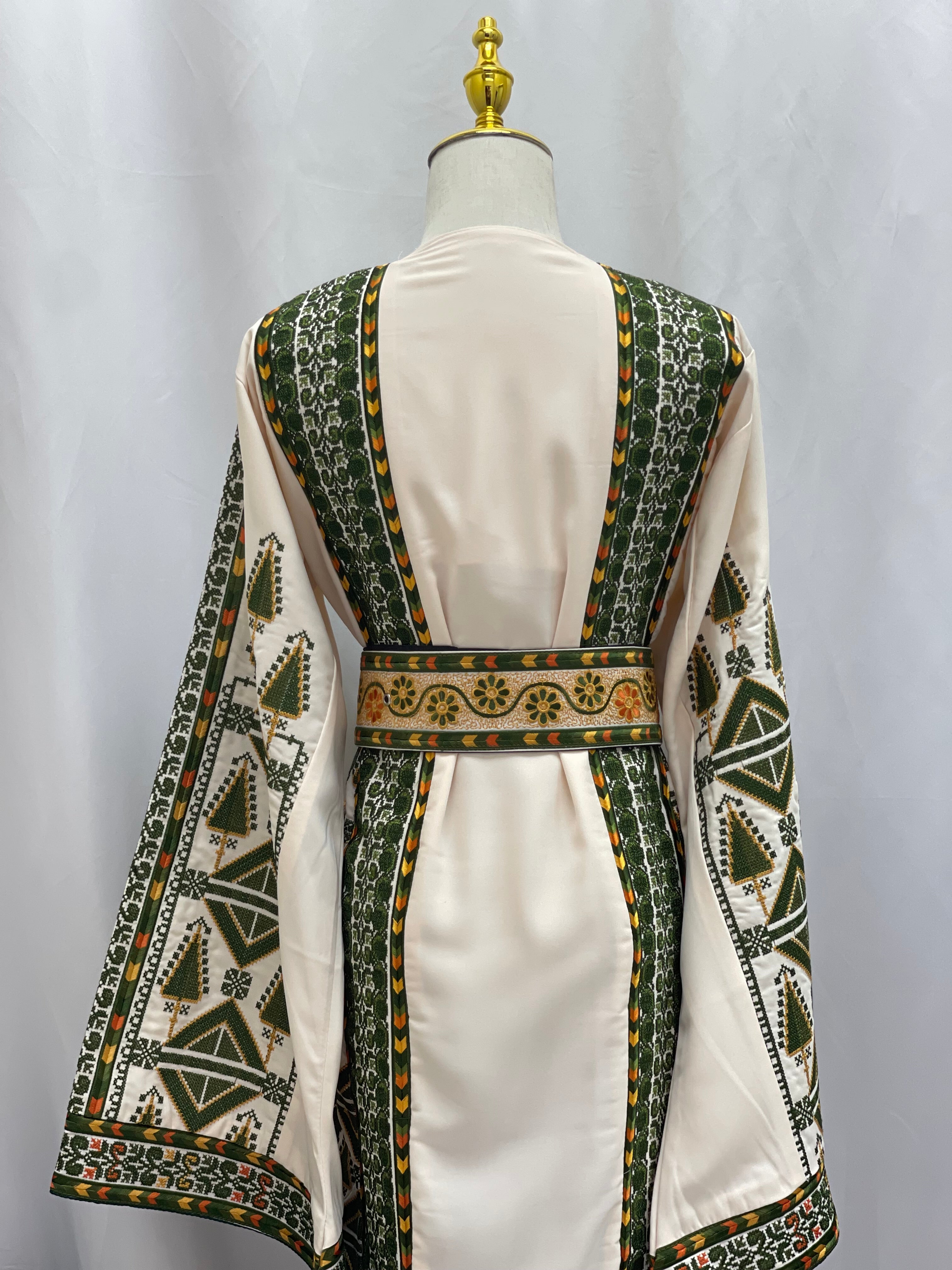 Thoub Alsafa Embroidered