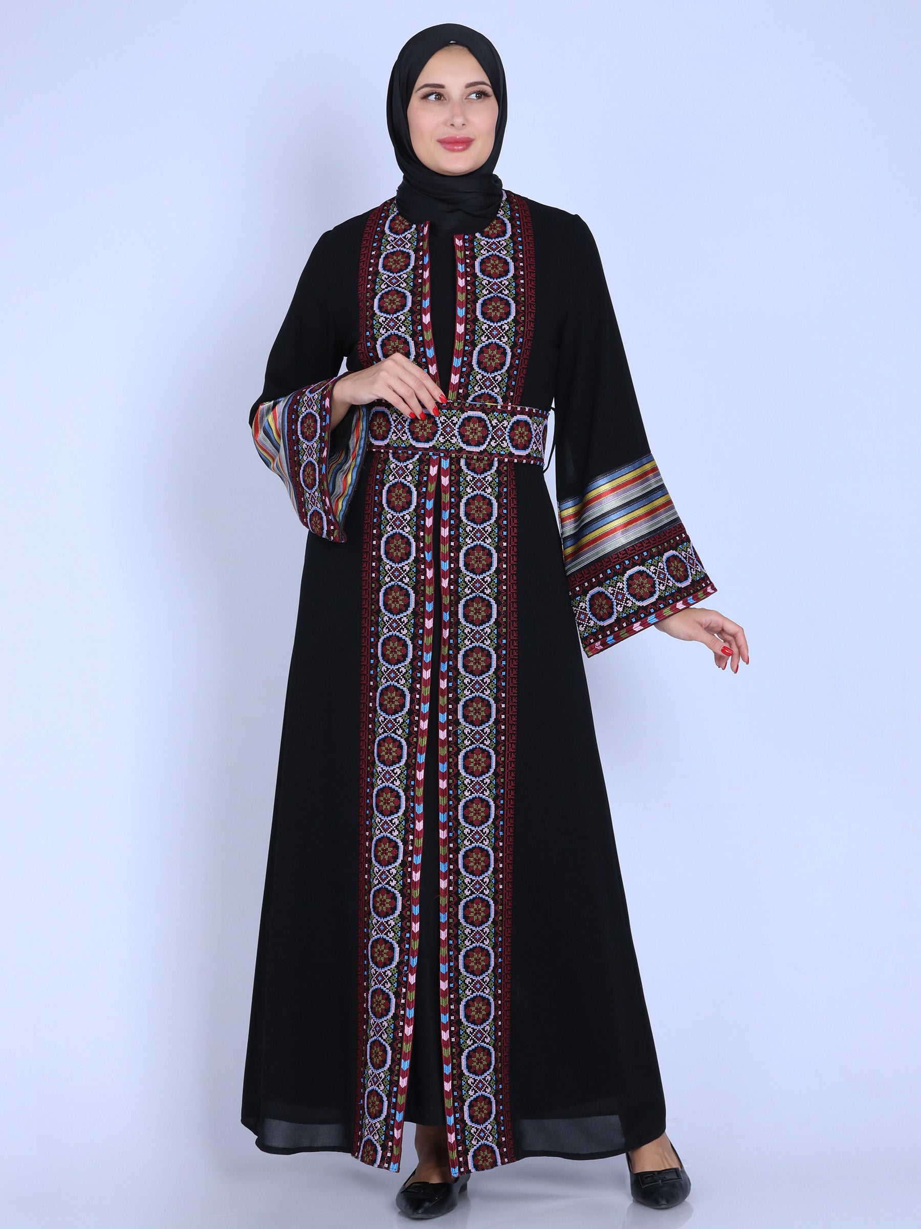 Huda Embroidery Kaftan: Traditional Elegance and Sophisticated Style