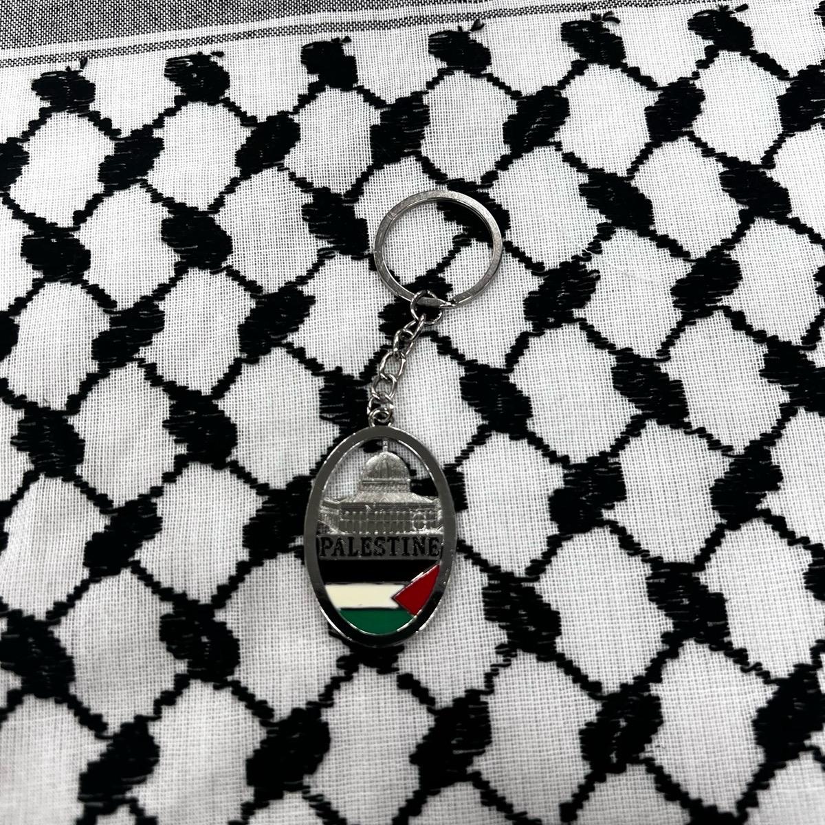 Palestine Keychain Accessory – Handmade Cultural Elegance