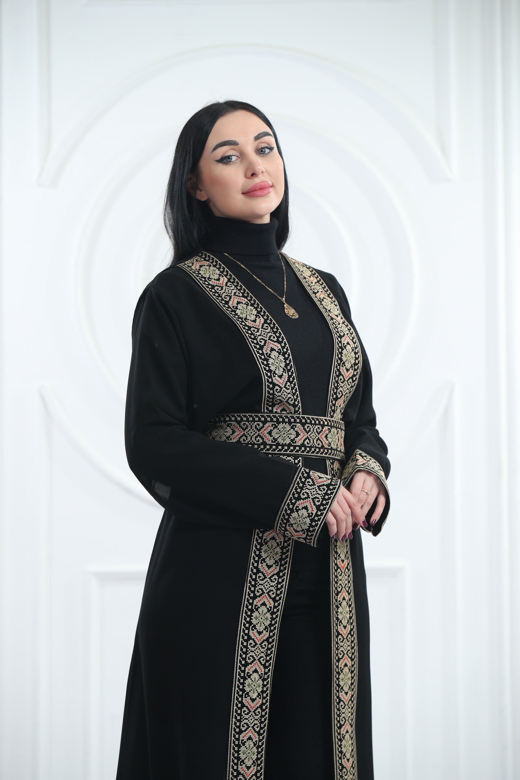 Hala Embroidered Bisht