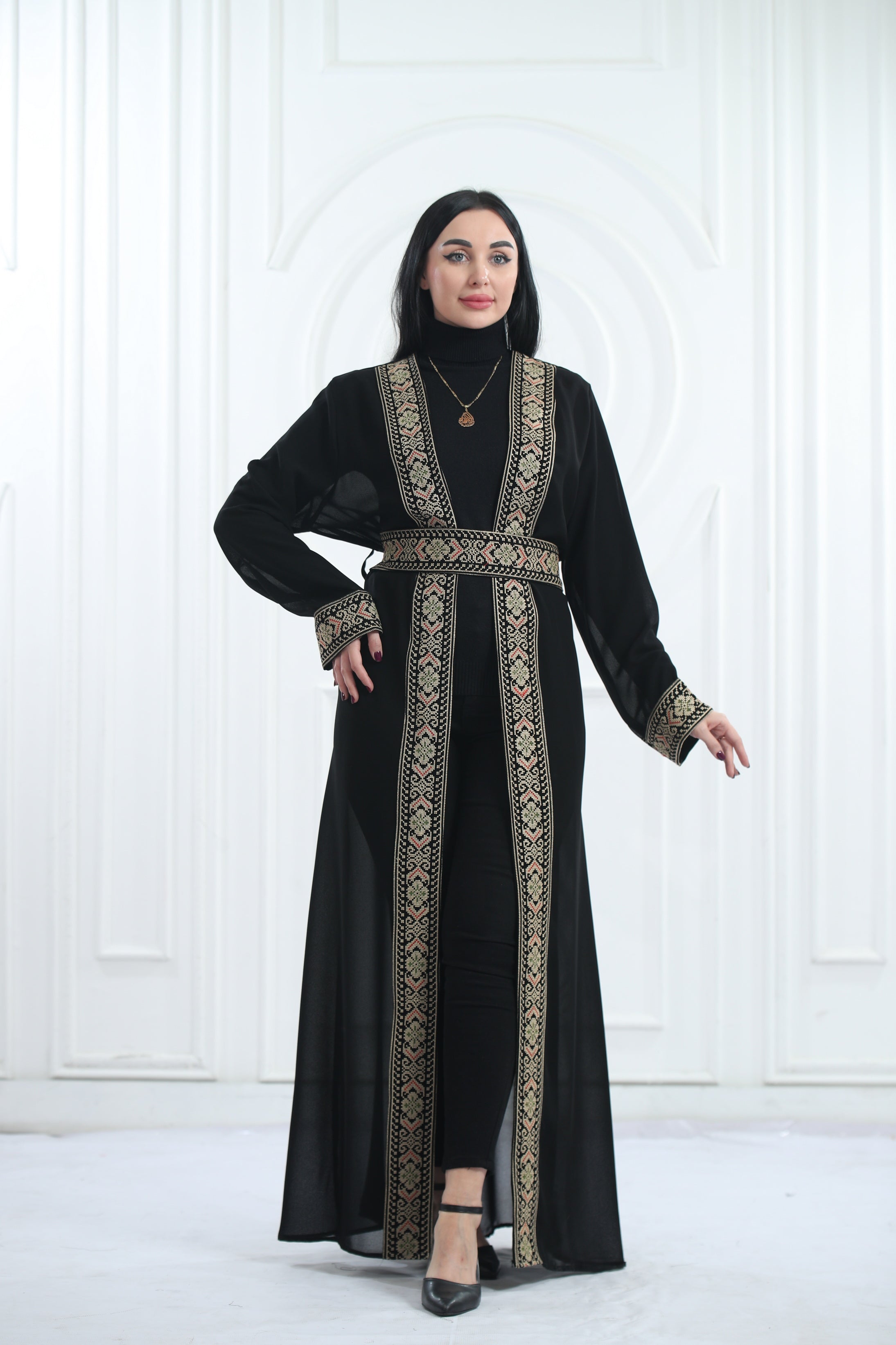 Hala Embroidered Bisht