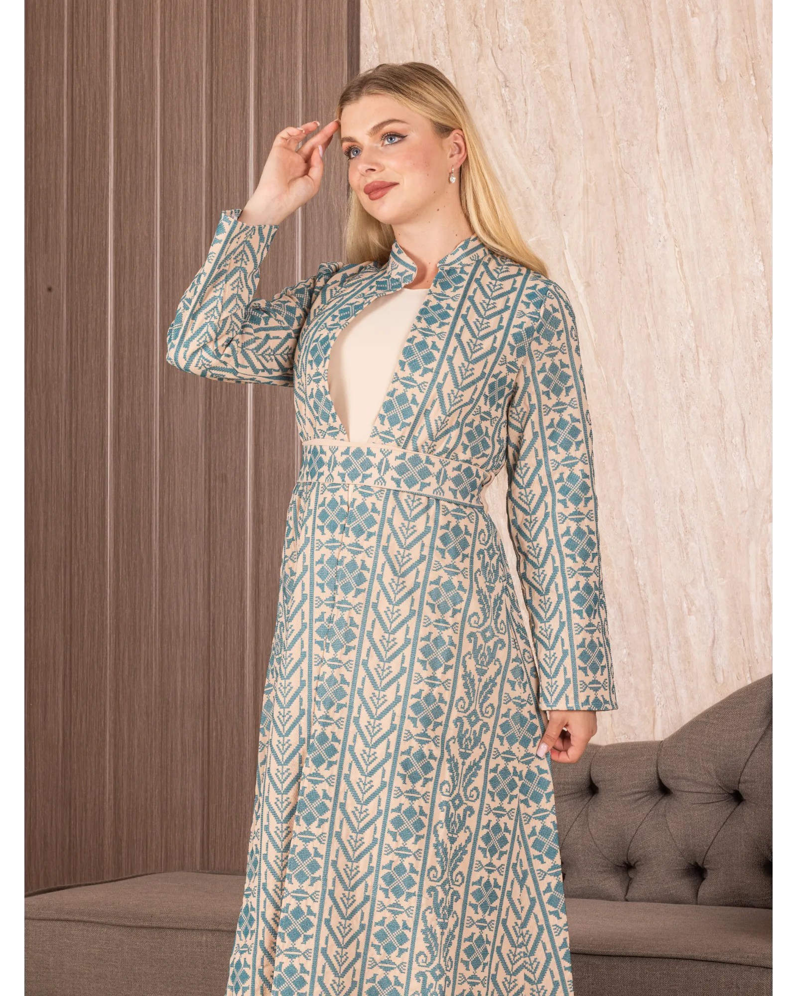 Embroidered Long Cardigan: Elegance and Sophistication