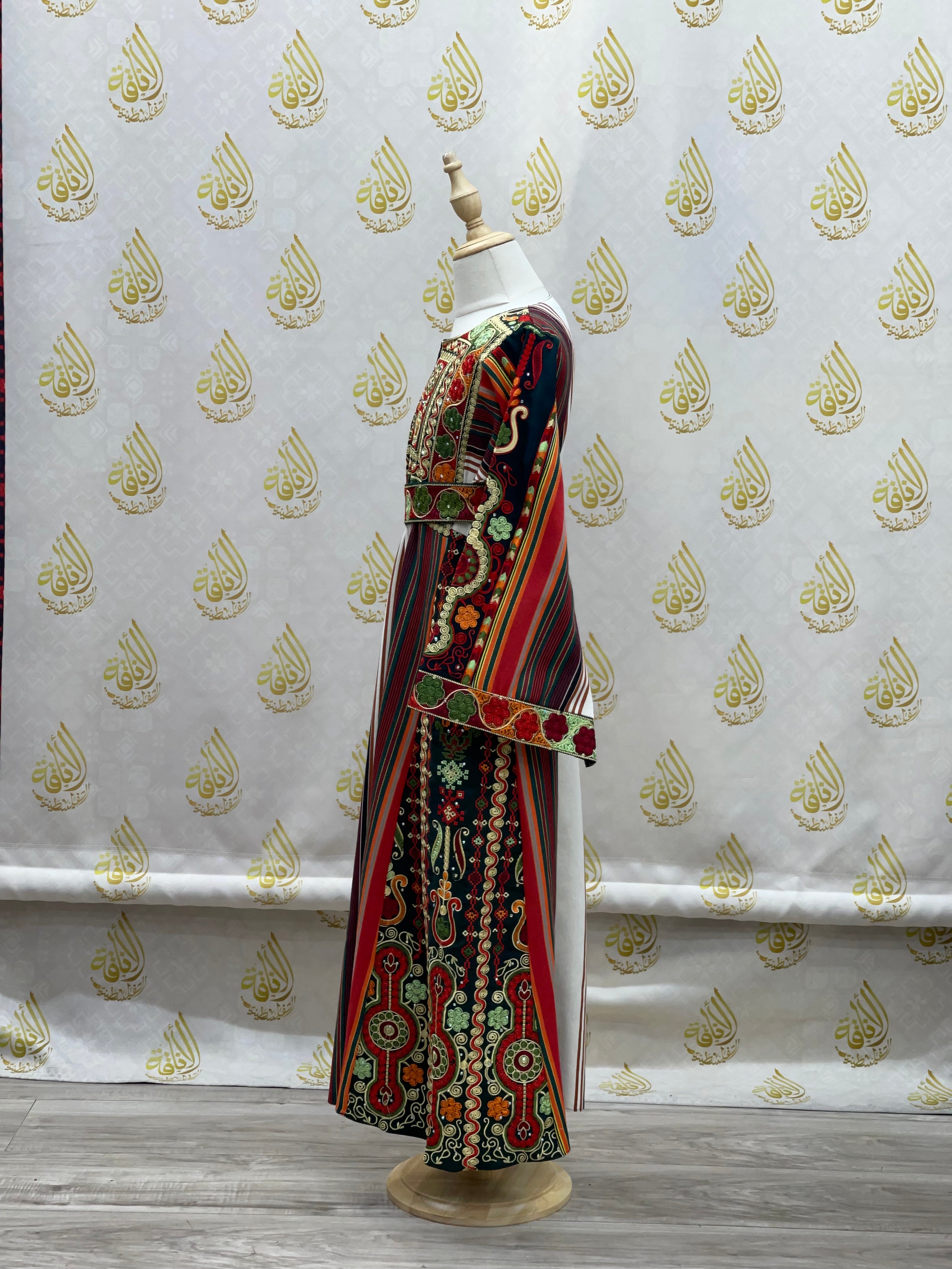 Malaka Kids Majdalwi Embroidered Thoub - Traditional Elegance for Children