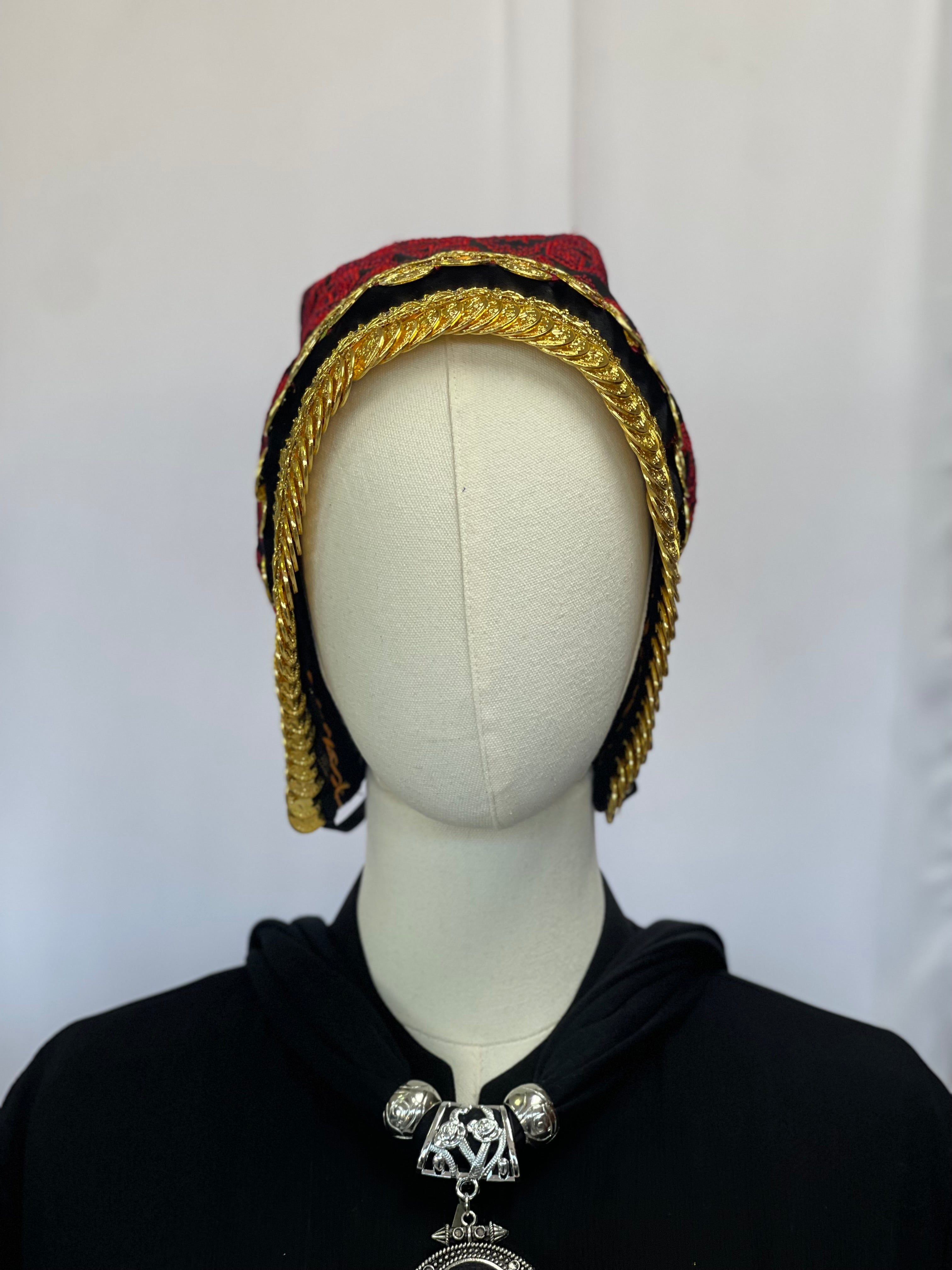 Luxurious Elegance: Awka Gold Liras Collection Palestinian Elegance