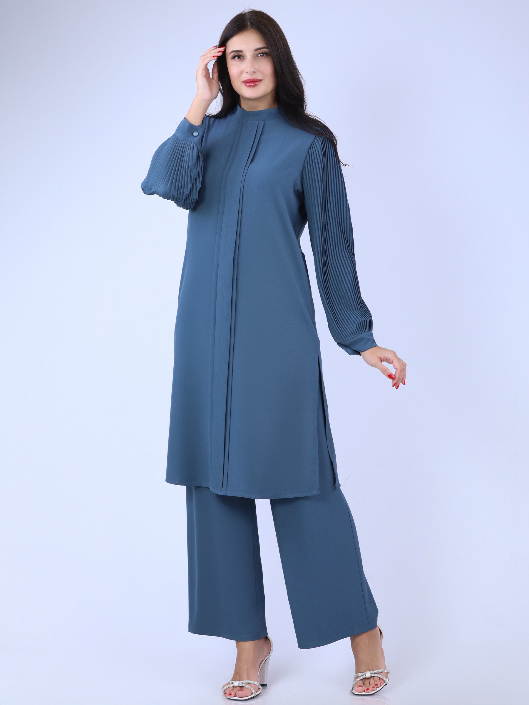 Unique Drop Shirt & Wide Leg Pant Set: Stylish Comfort and Sophistication