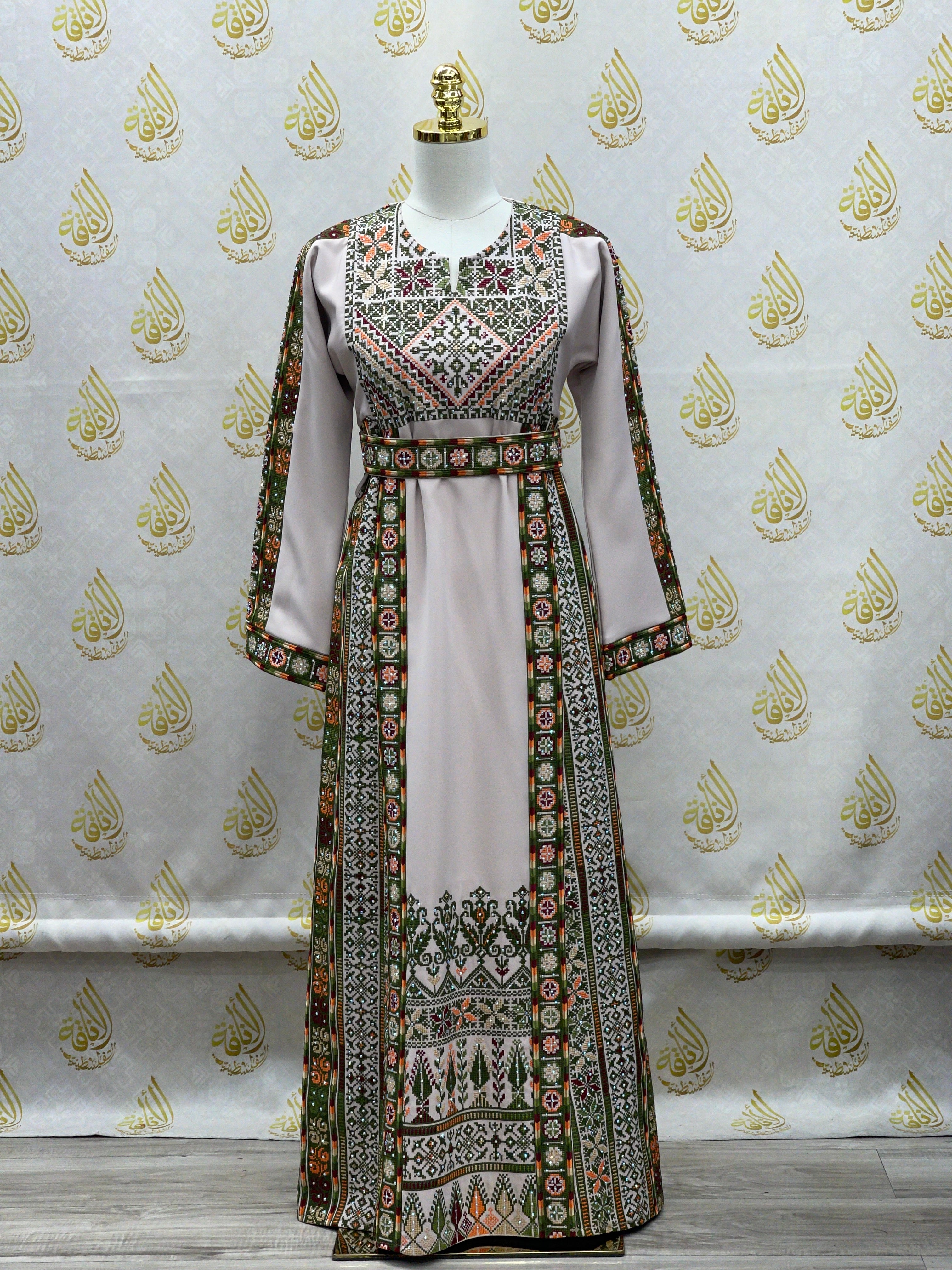 Jud Thoub: Intricate Embroidery and Timeless Elegance